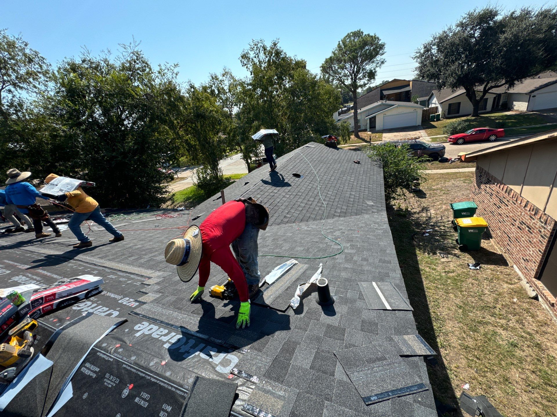 Residential Roofing Installation using Owen's Corning Duration (Lifetime) Shingles by Roof Repair Company