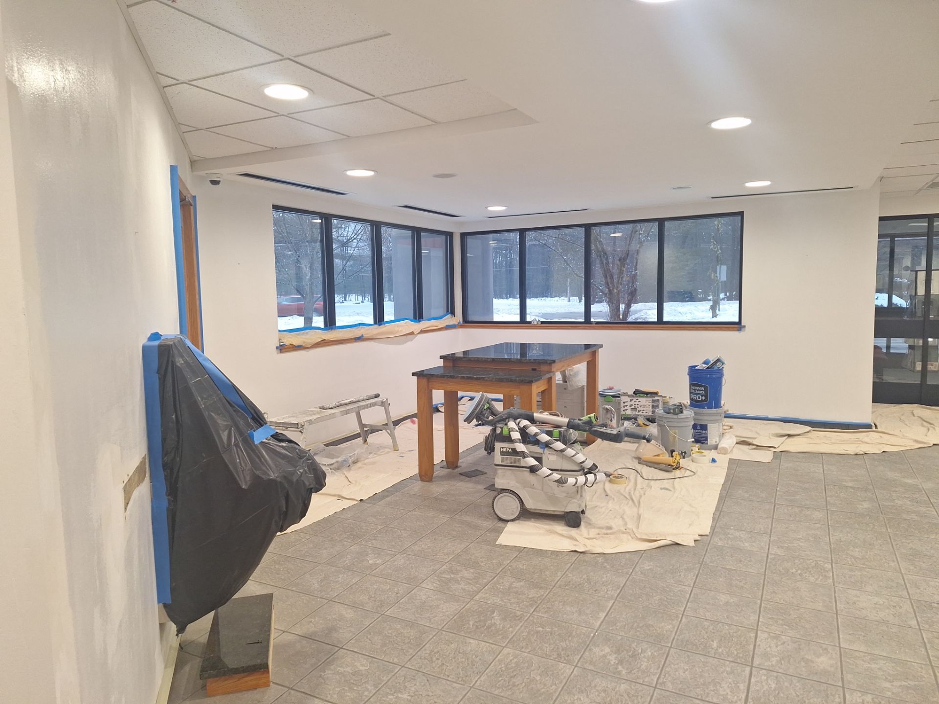 Wallpaper removal and Painting by Gordon Painting