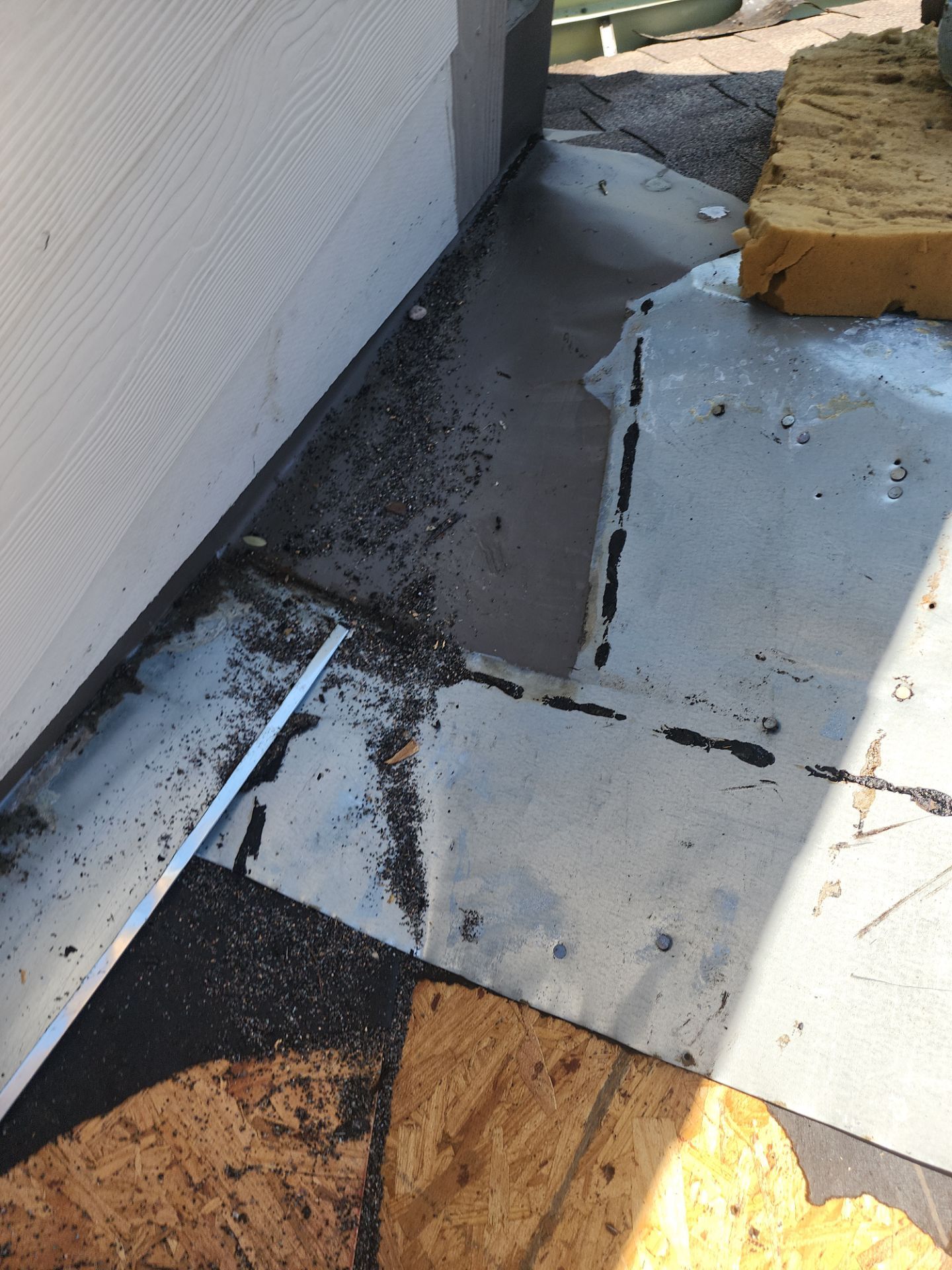 Hail Damage using Owen's Corning Duration (Lifetime) Shingles by Roof Repair Company