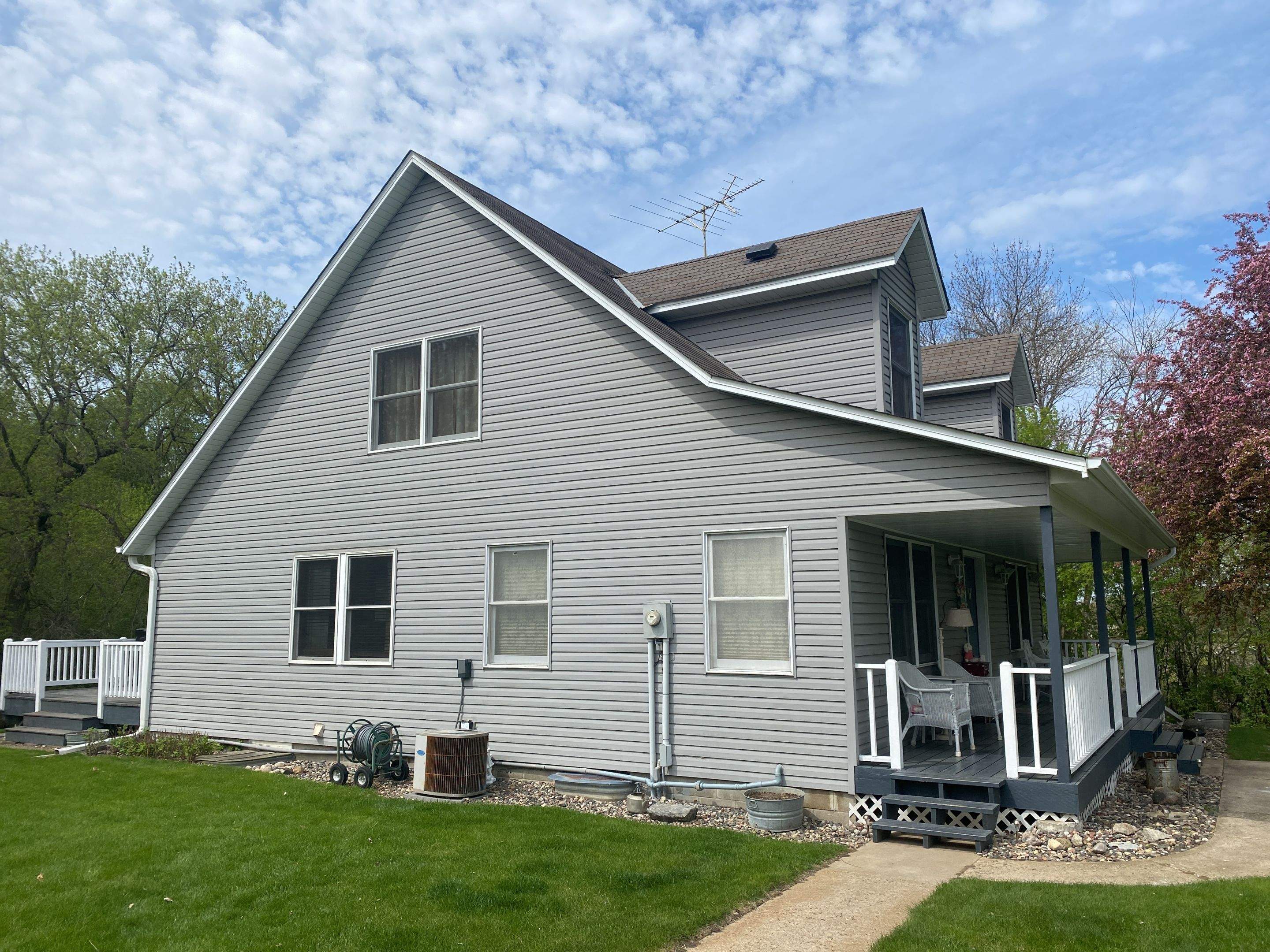 Residential Roofing Installation using Certainteed Landmark Moire Black by MODERN EXTERIOR SYSTEMS