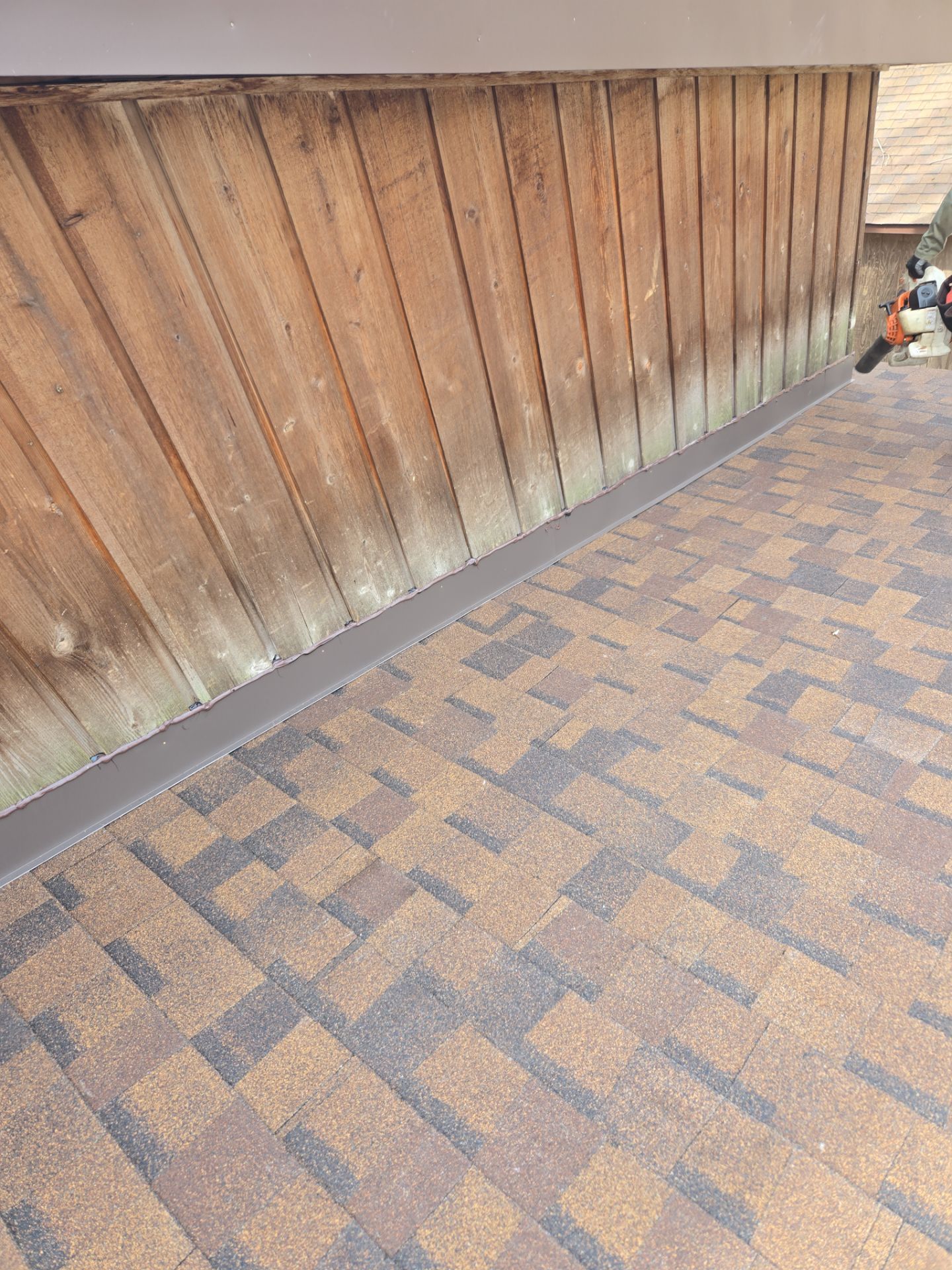 Atlas Pinnacle, Color, Burnt Hickory, Drip Edge, Color, Musket Brown by Eagle Eye Roofing