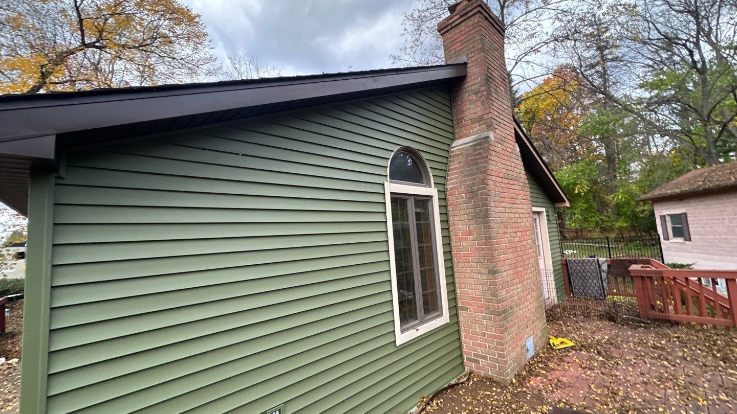 Siding Replacement using CertainTeed Restoration Classis D4 by 180 Contractors