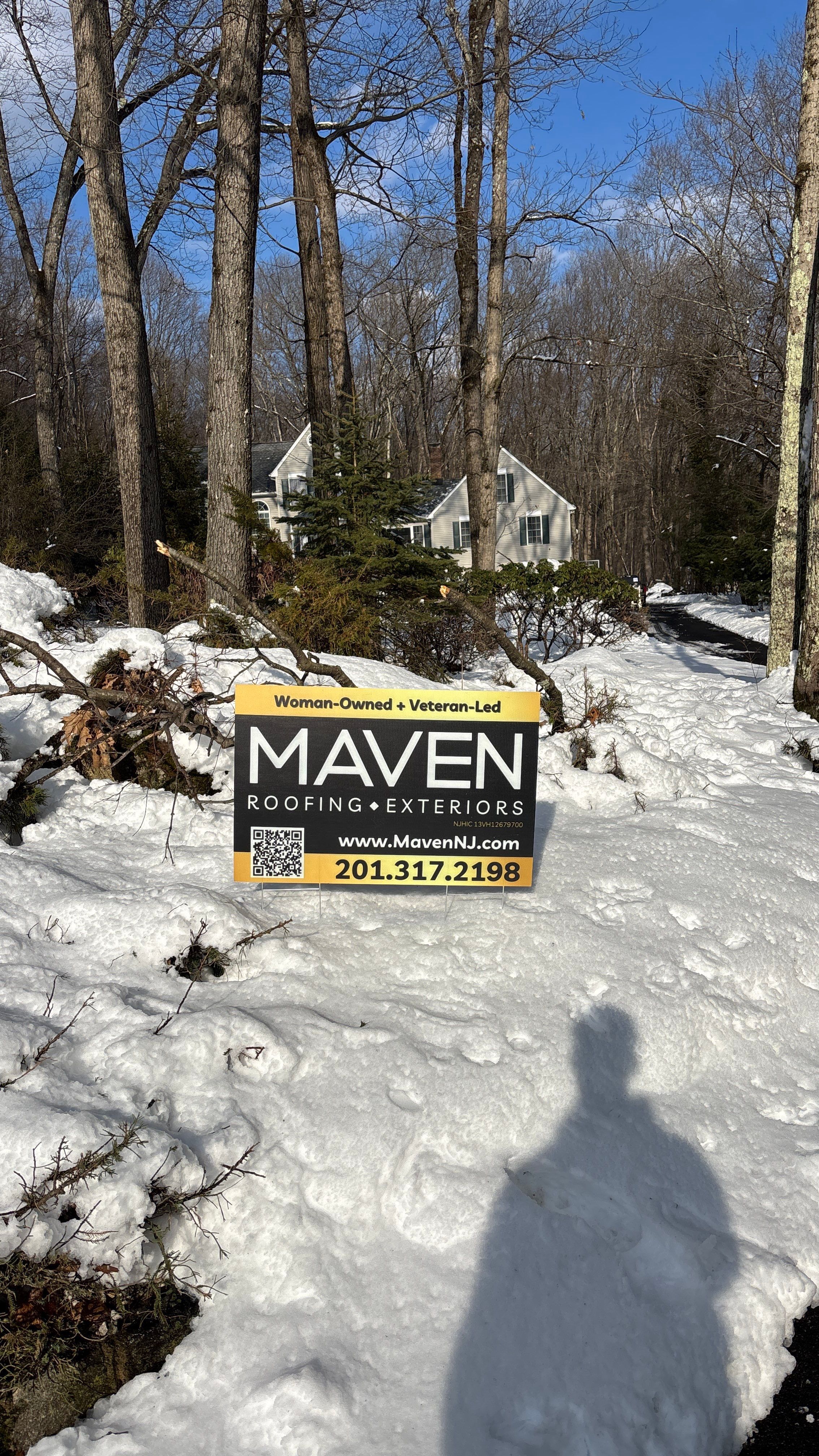 āļø Professional Roof Snow Removal ā Winter Maintenance by Maven Roofing & Exteriors LLC
