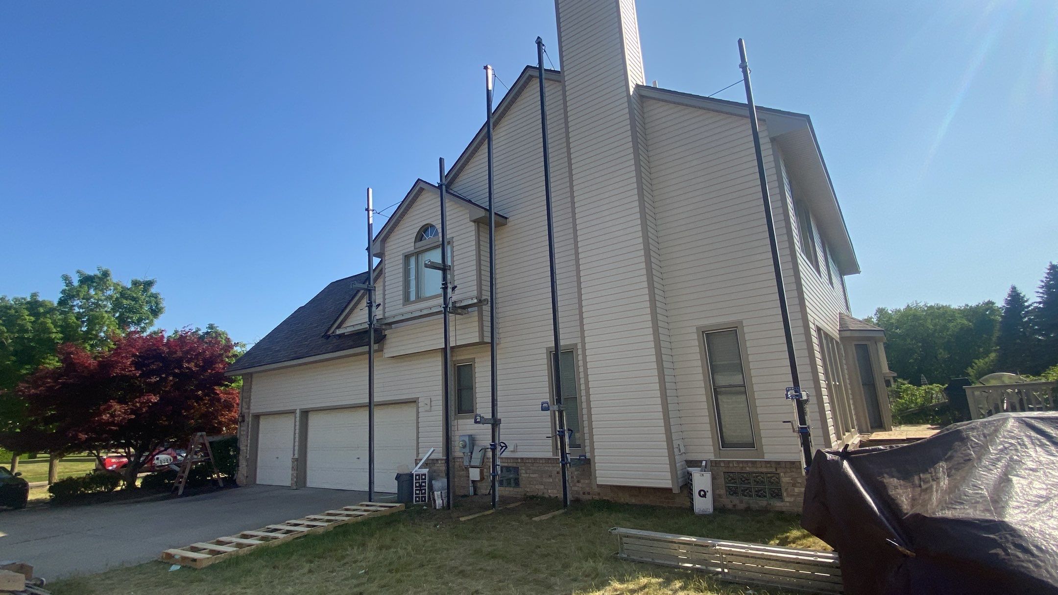 Siding Replacement using CertainTeed Restoration Classis D4 by 180 Contractors