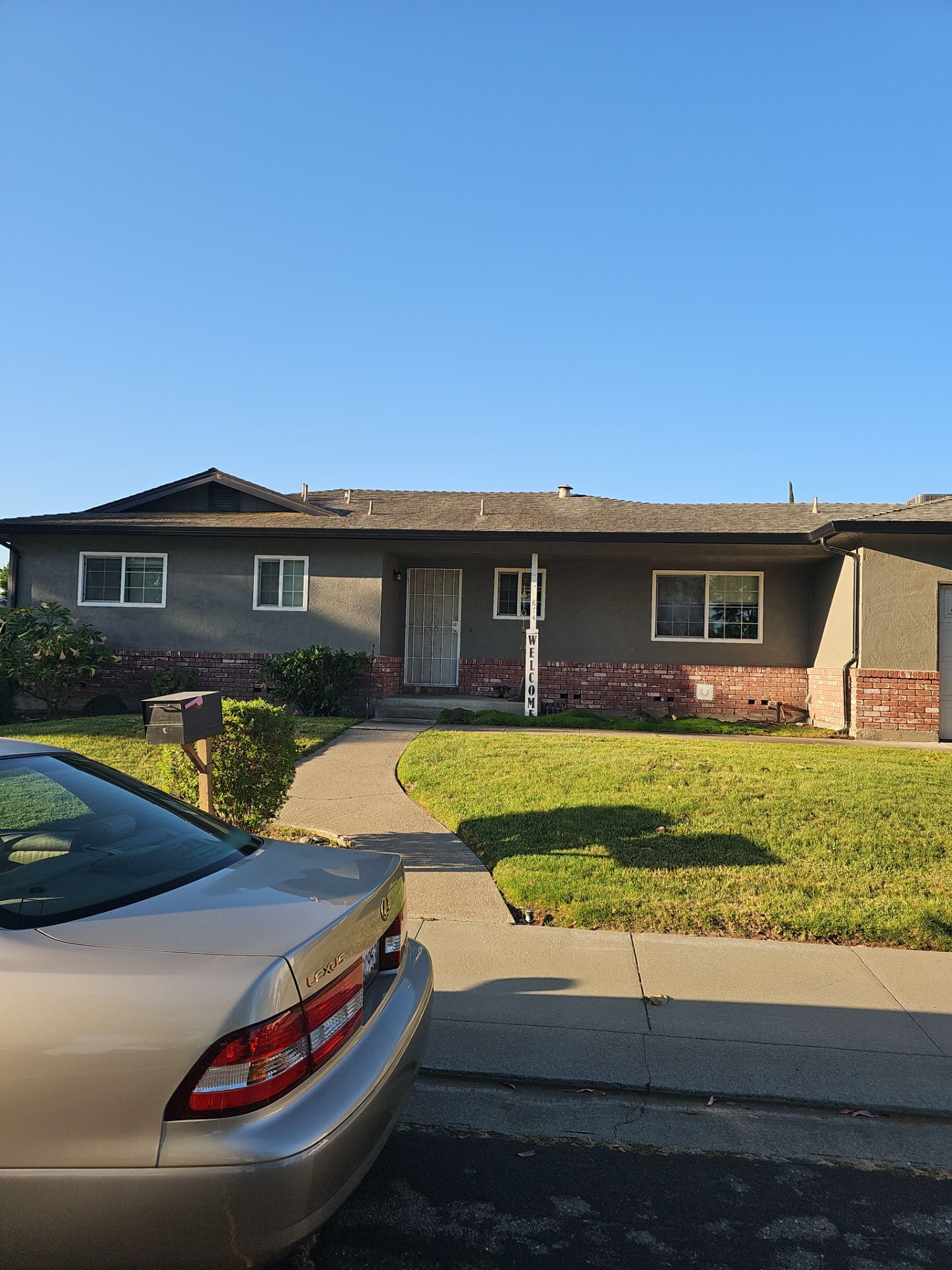 Cedar Way Manteca CA by Econo Roofing