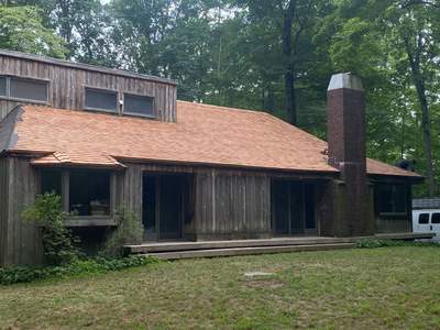 Residential Roofing Installation using Wood Shake
