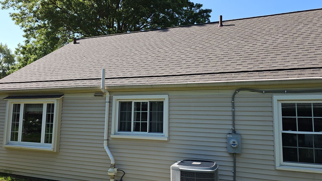 ATLAS PINNACLE COLOR: WEATHERED WOOD by Eagle Eye Roofing