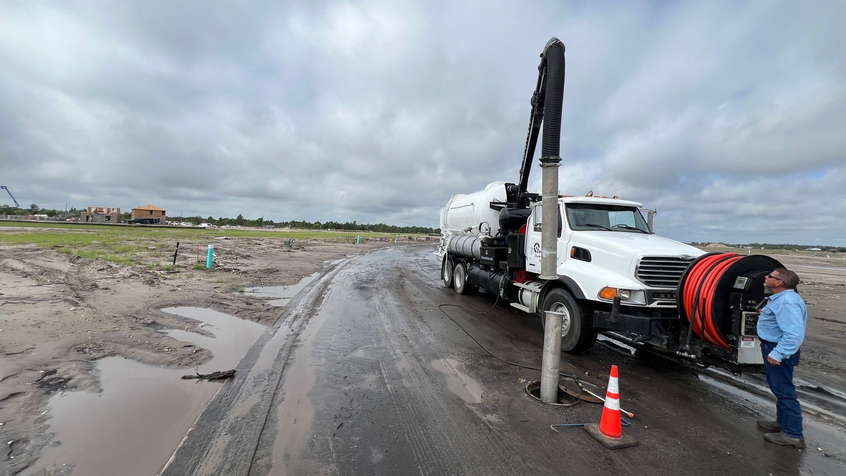 Lehigh Acres New Construction Community Sewer System Cleaning Part 1 by APS Power & Water