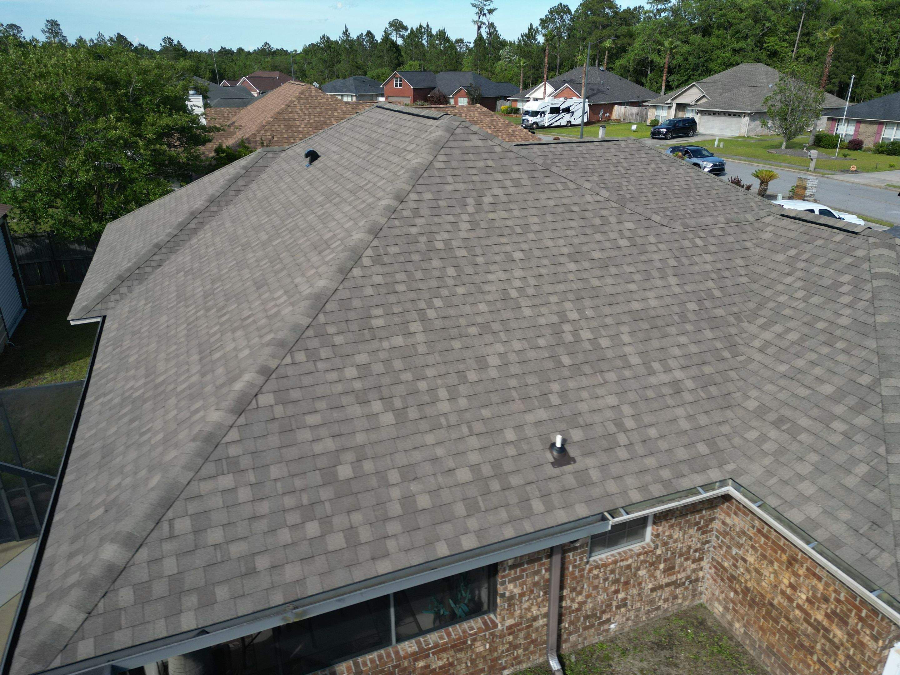 Residential Roofing Installation using Atlas Pinnacle Sun by Talya Roofing
