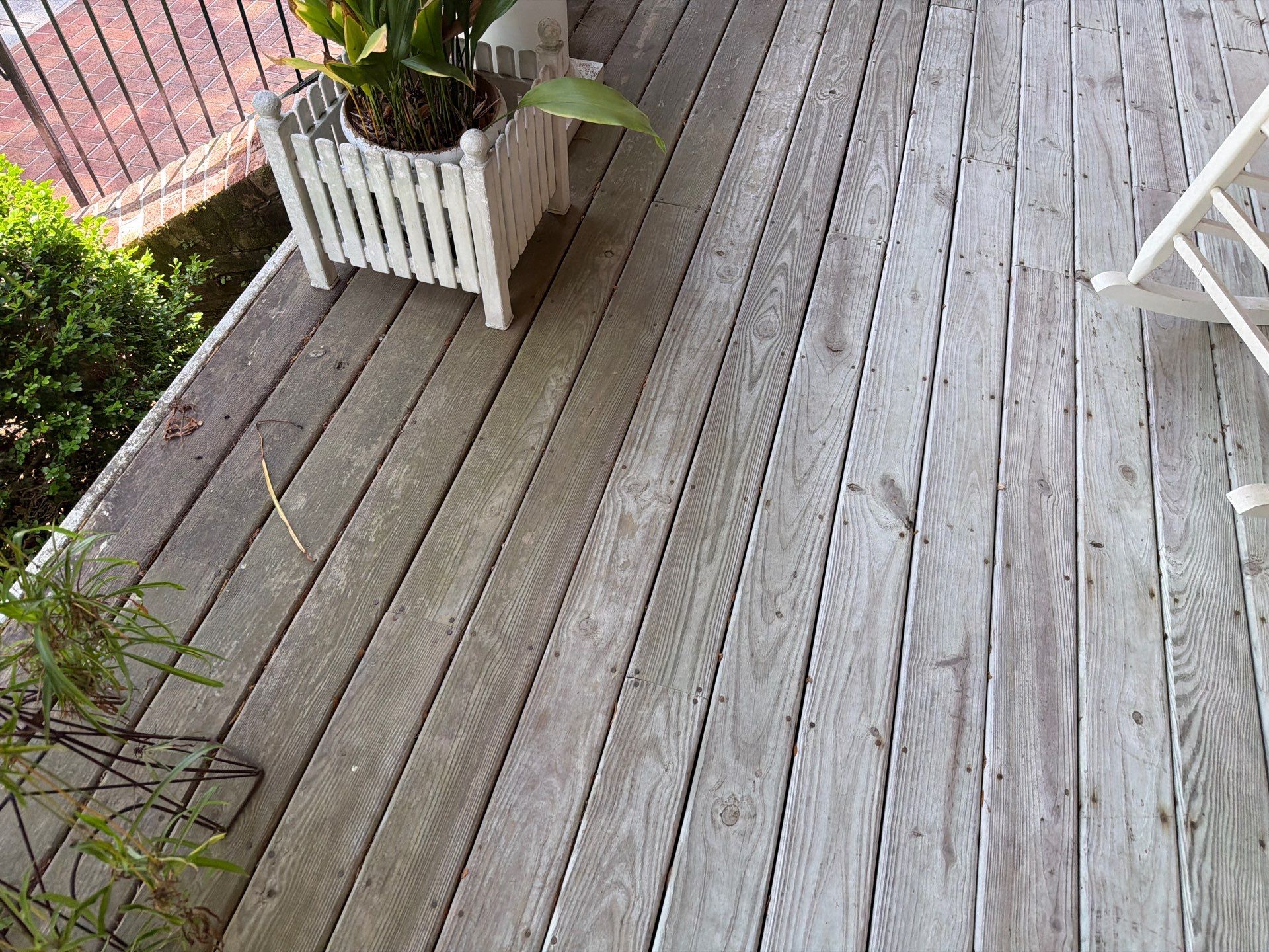 Deck using Wood Sealant by DuraSeal