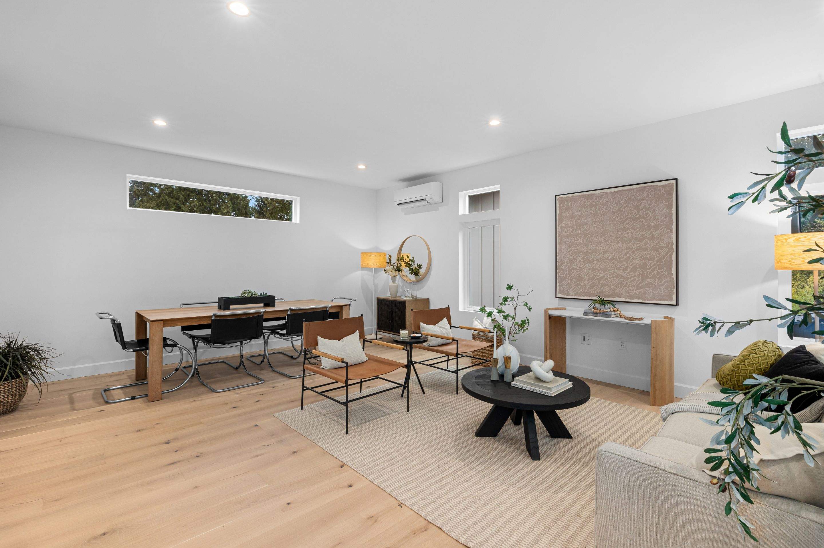 Wedgwood in-fill development by LinMak Construction