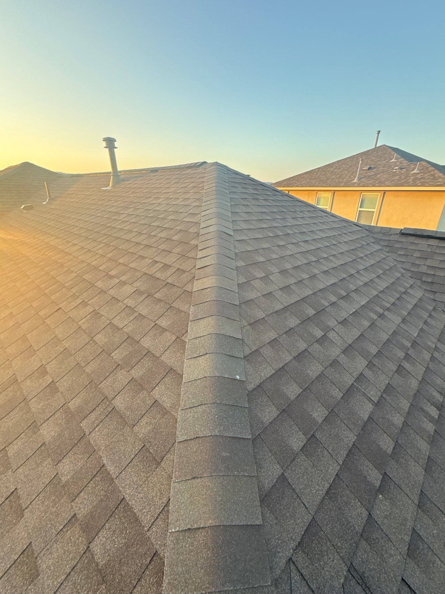 5-Star Wind-Resistant Transformation in Round Rock — Customer Happiness Delivered by Cool Roofs