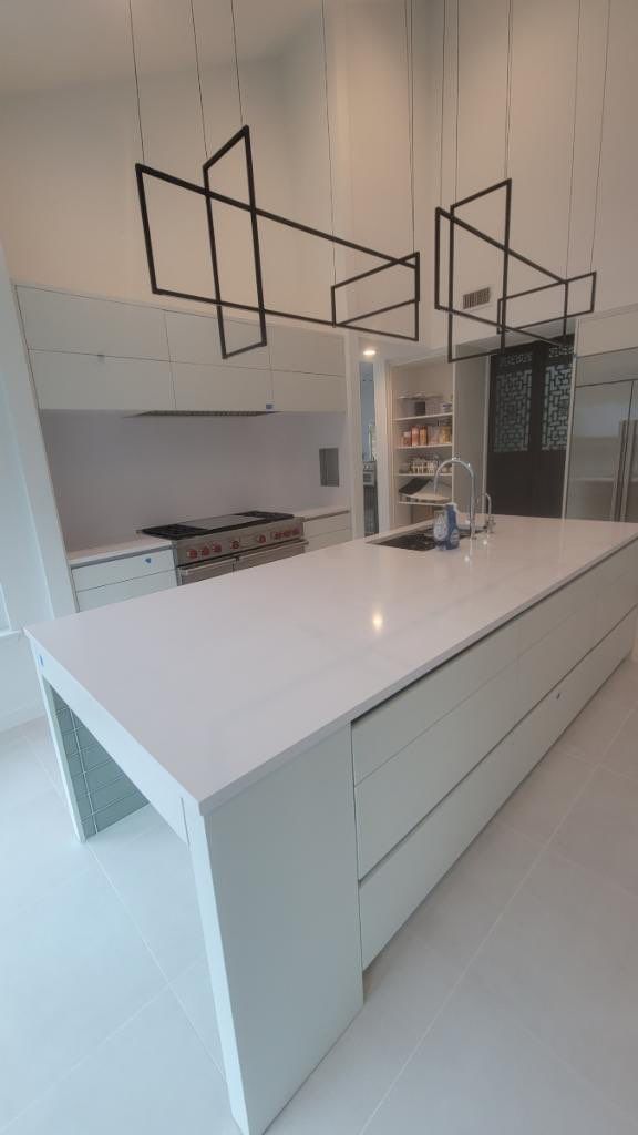 Modern & Clean Kitchen by SLM General Contractors & Roofing