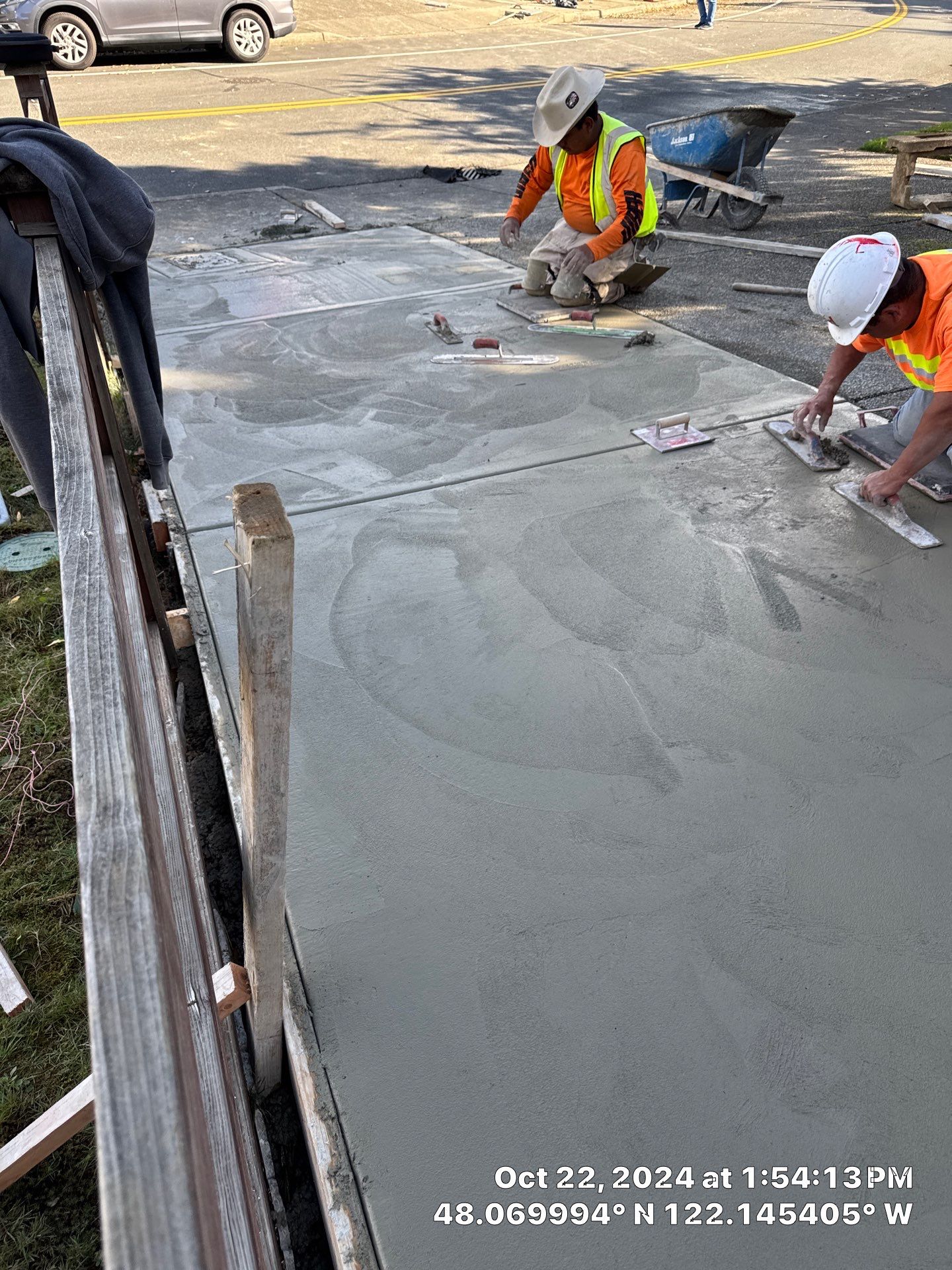 Custom Aggregate Walkway | Marysville  by Jireh Asphalt & Concrete Inc 