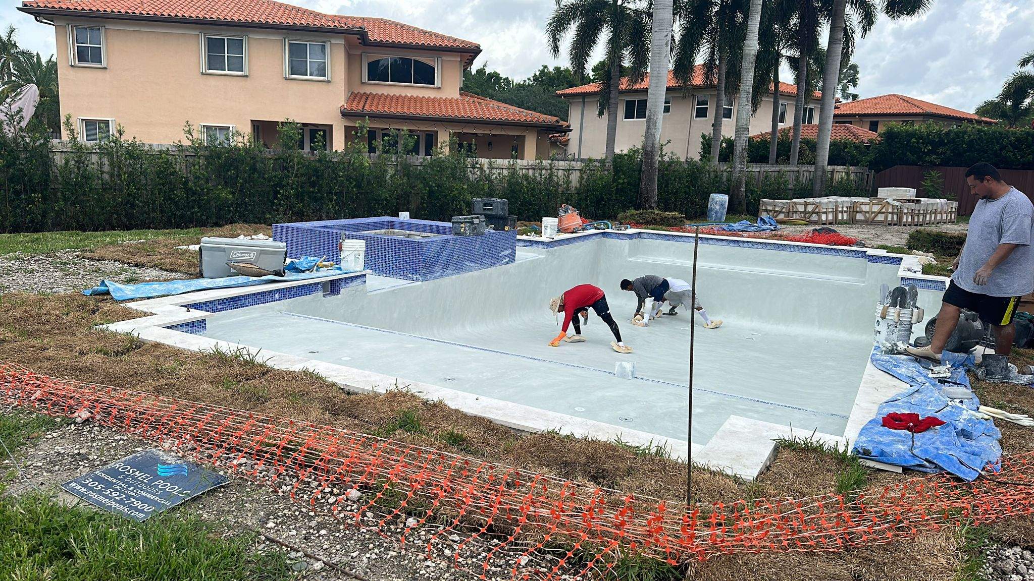 Project in MIAMI LAKES by ROSMEL POOLS INC