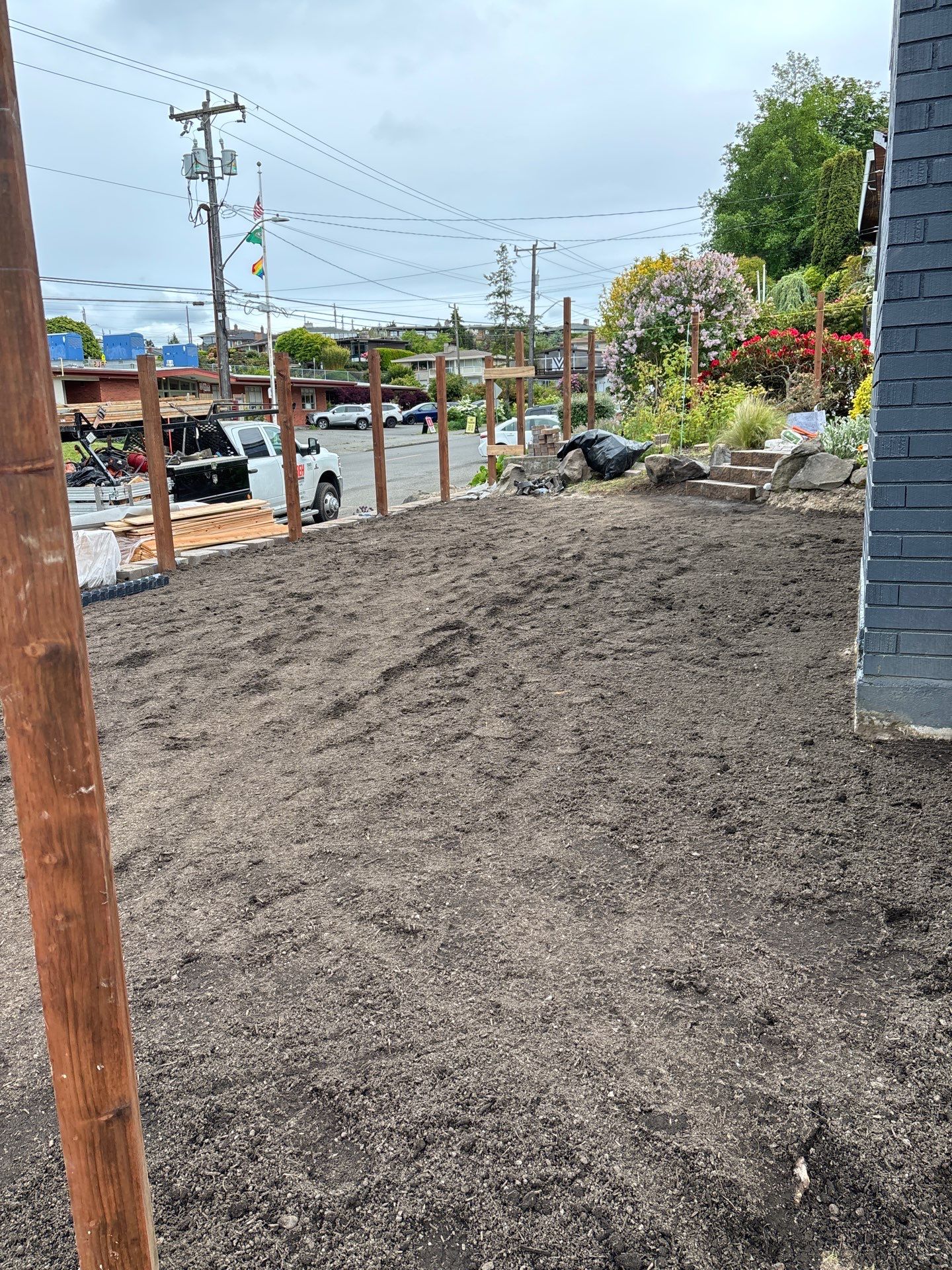 Retaining Wall & Fence Installation  by Jireh Asphalt & Concrete Inc 