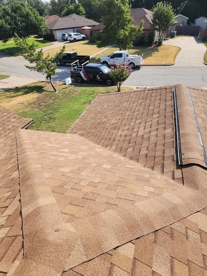 Desert Tan - Owens Corning TruDefinition Duration Oakridge by RoofsOnly.com
