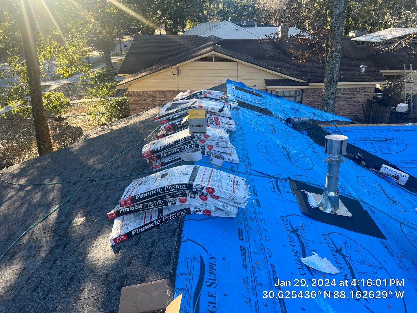 Roof replacement by American Roofing & Construction LLC