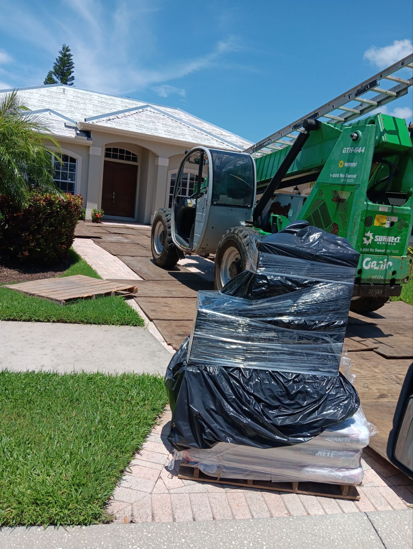SonShine Roofing featured photo.