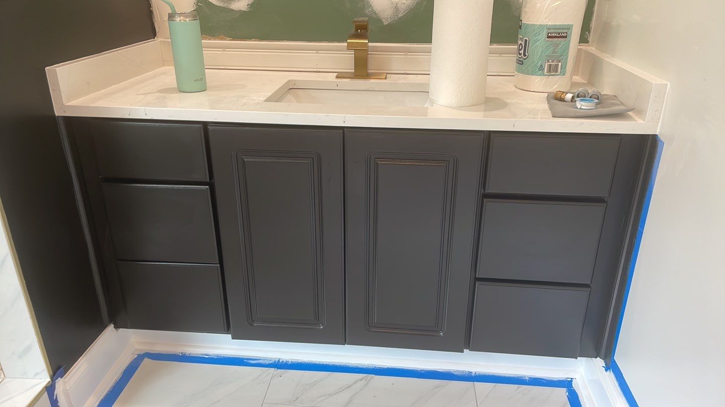 Woods Trace - Bathroom Remodel  by Pillar and Pine