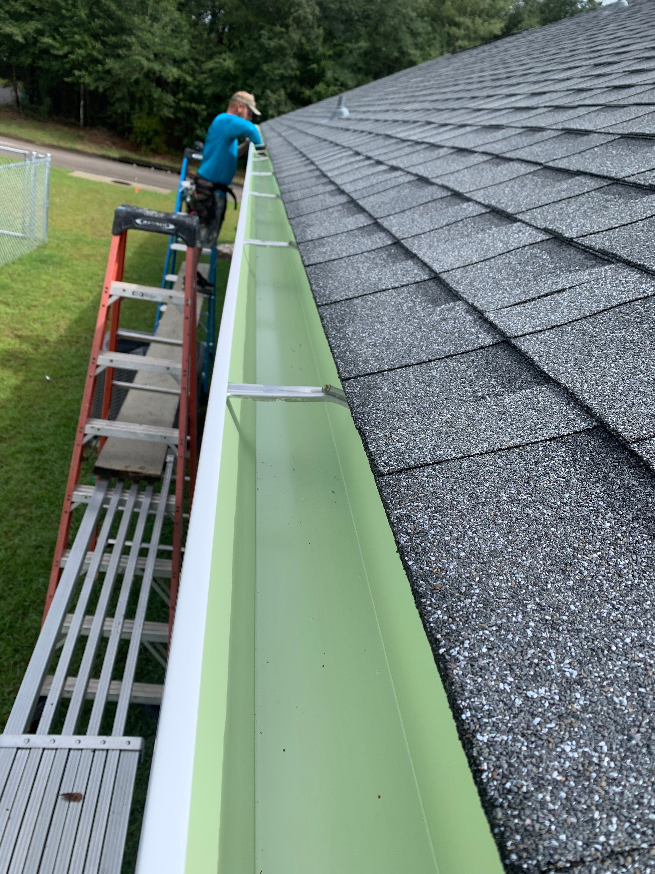 K-Style Seamless Gutter Installation using 6 Inch Seamless Gutters in Milton FL by Gutter Professors