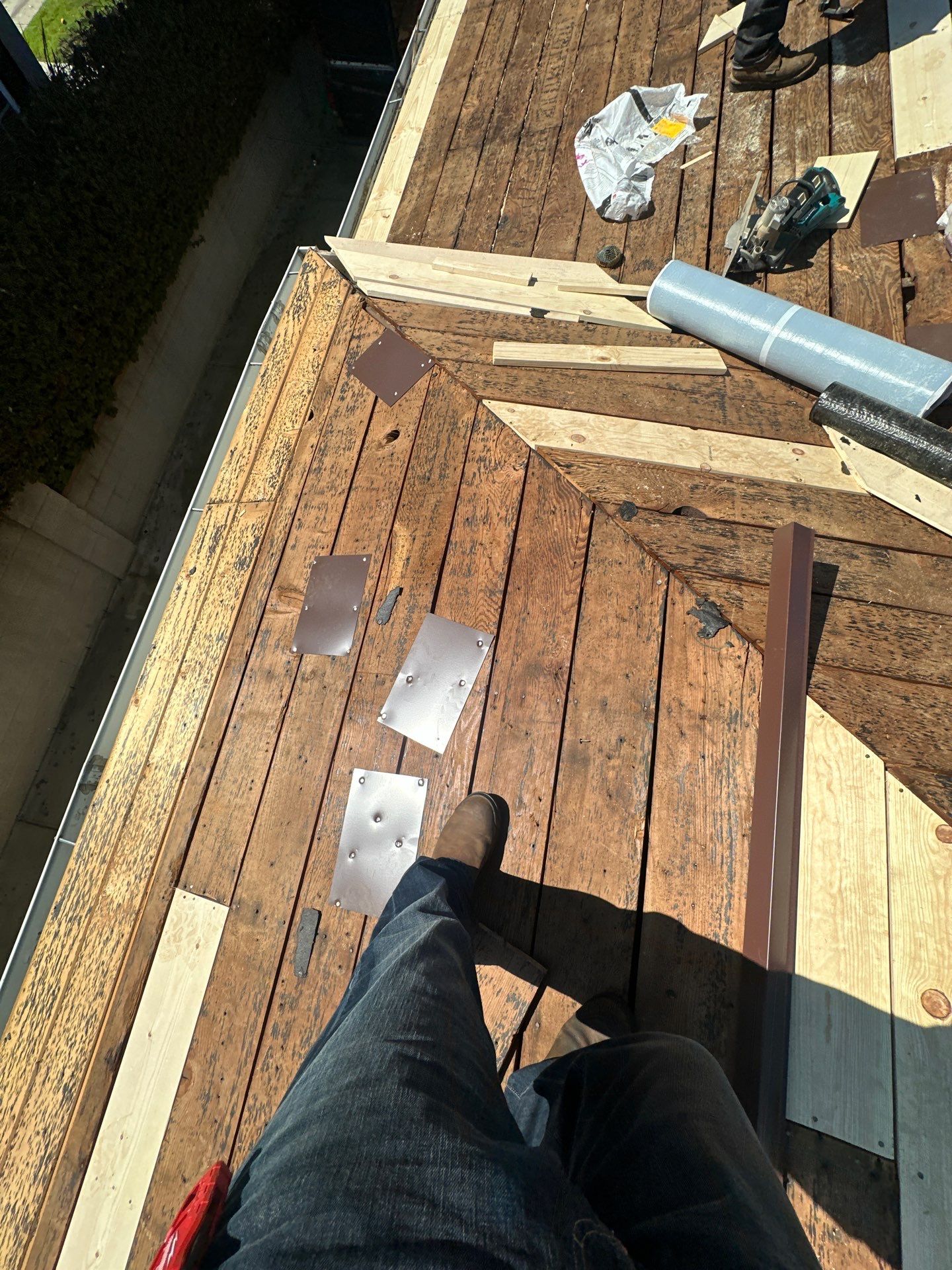 Roof Replacement - Burbank, CA 91506 by Epic Roof Replacement