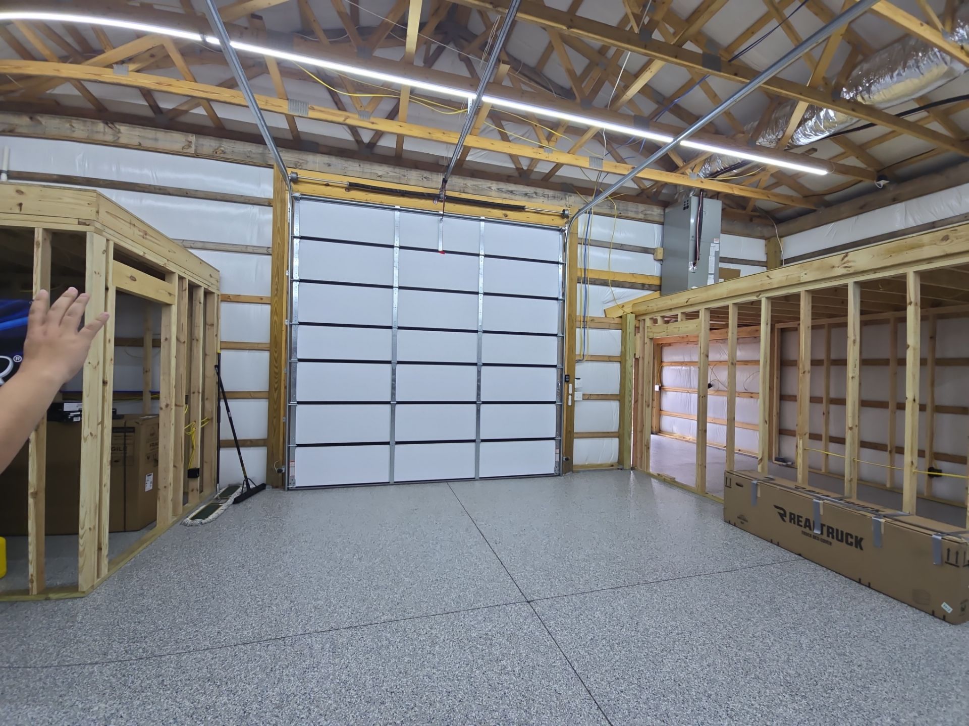 Gibbs Garage by Omnia Roofing