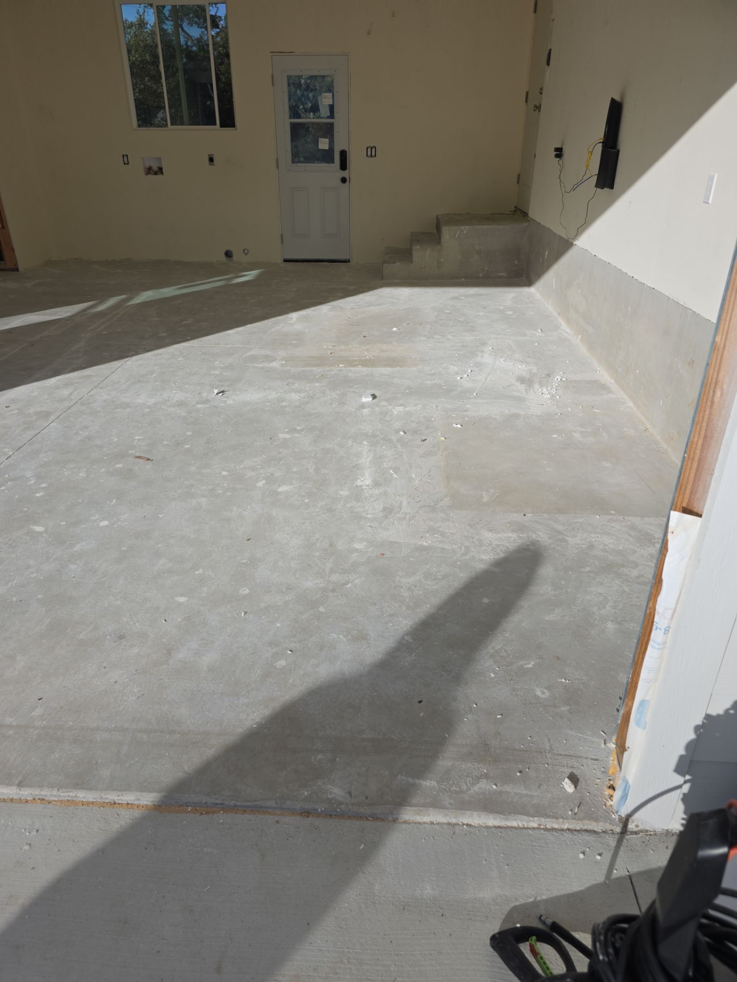 Mount Everest Polyurea Garage Floor Coating in Atascadero by MGP Coatings