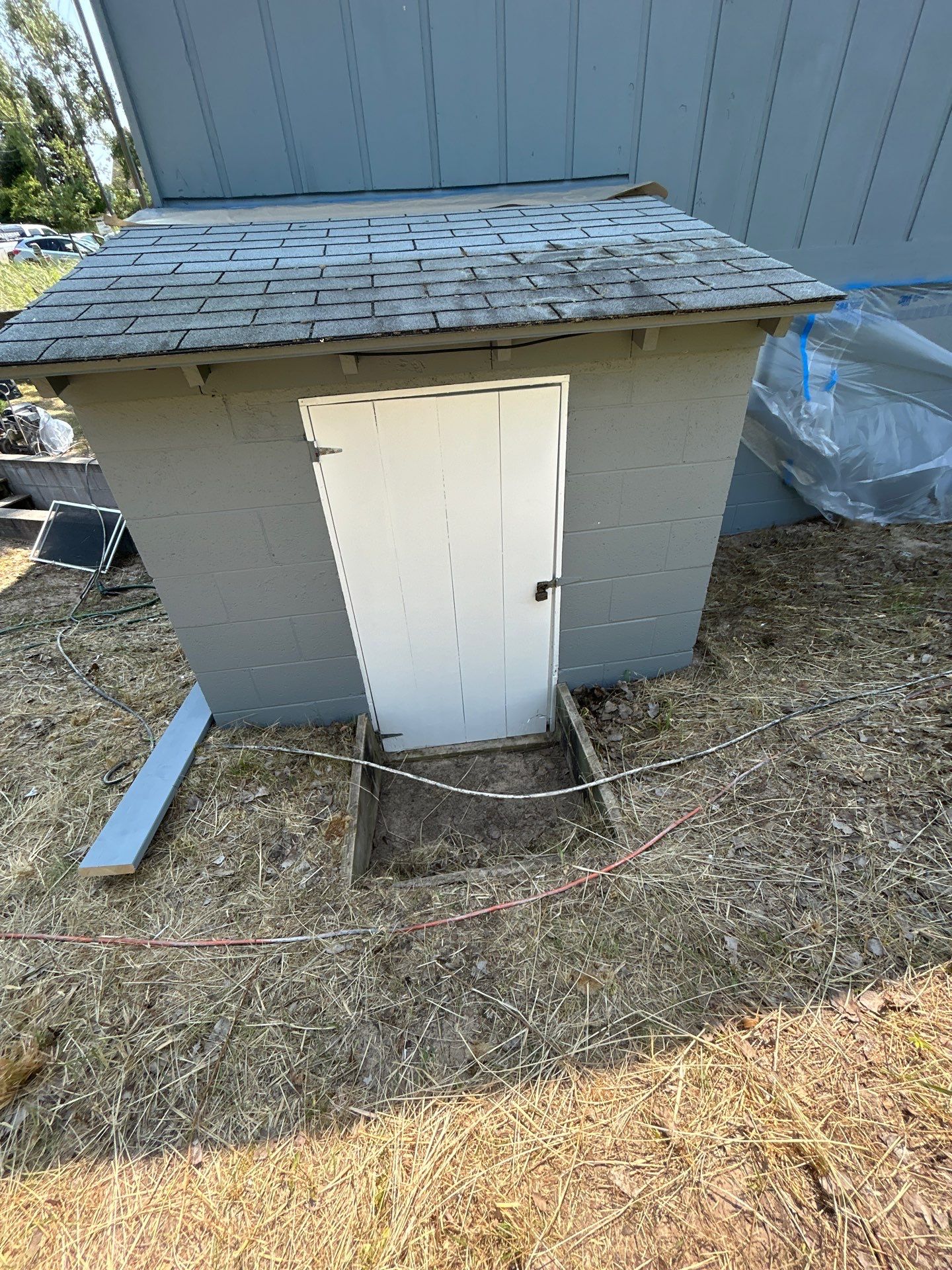 Exterior Painting. Exterior staining by Gordon Painting