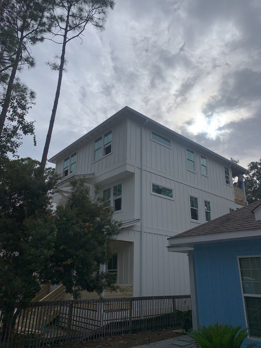 Seamless Aluminum Gutter Installation using 6 Inch Seamless Gutters in Santa Rosa Beach, FL by Gutter Professors