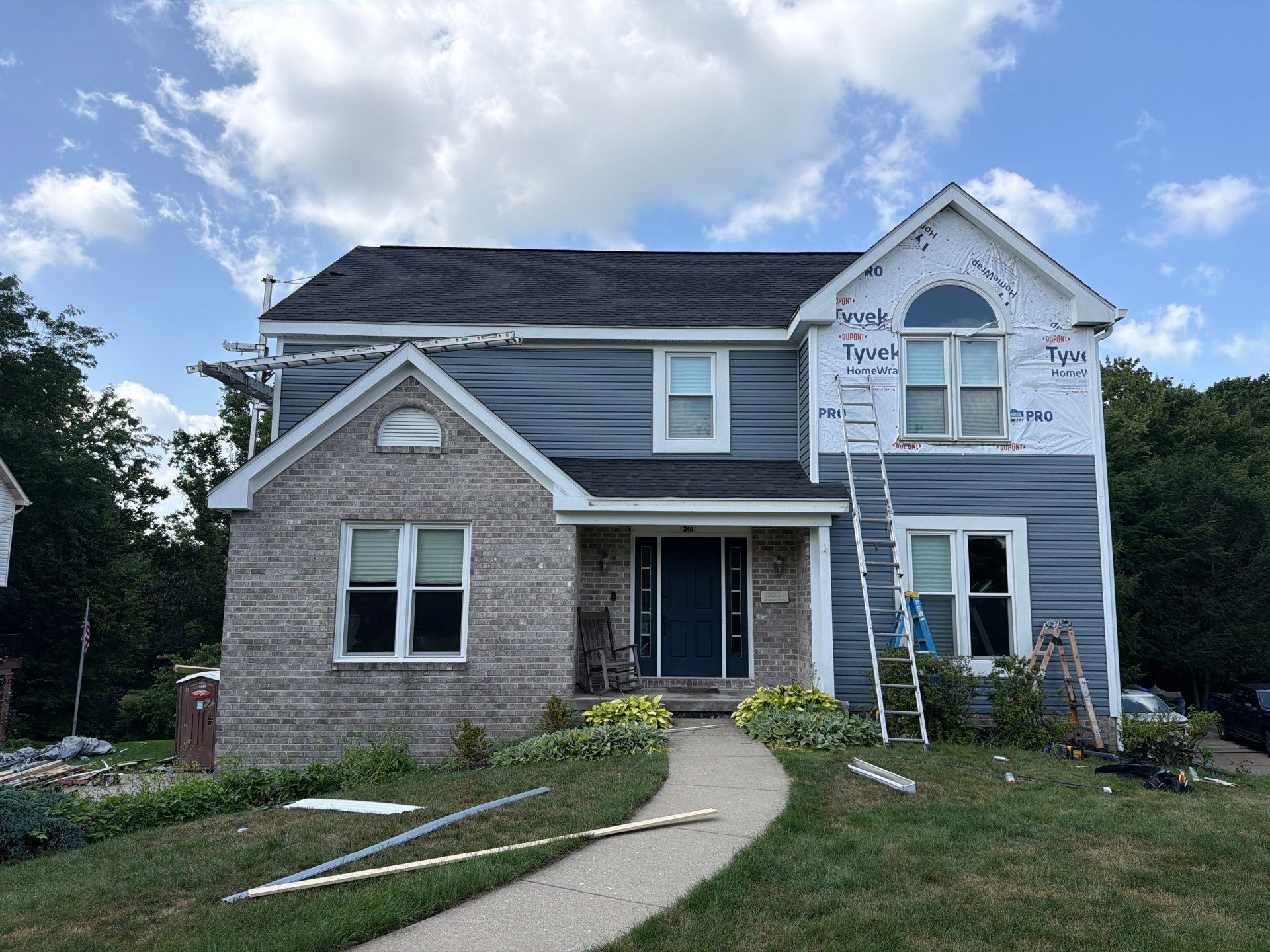 Full House Siding Renovation with English Wedgewood Vinyl Siding in Sewickley by Ideal Siding Pittsburgh