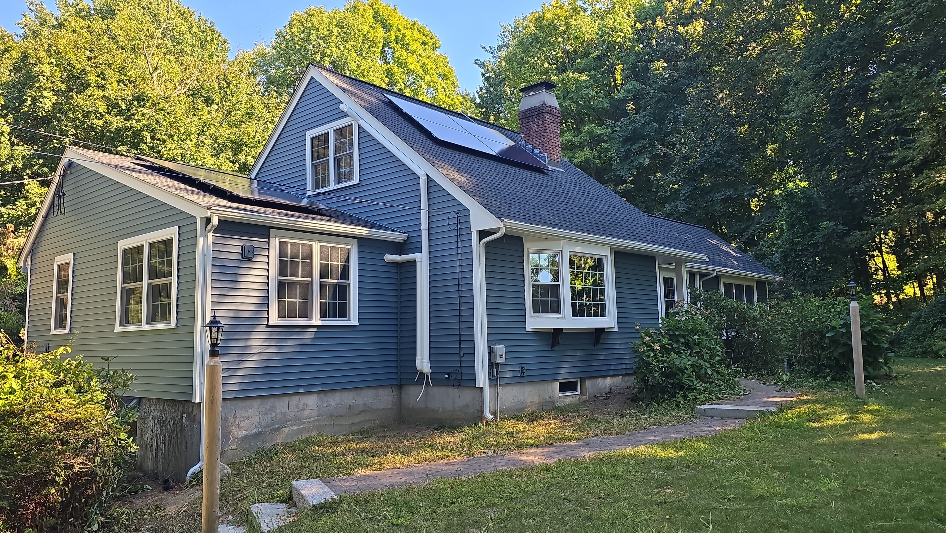 Complete exterior remodeling in Ashland, MA by UBrothers Construction
