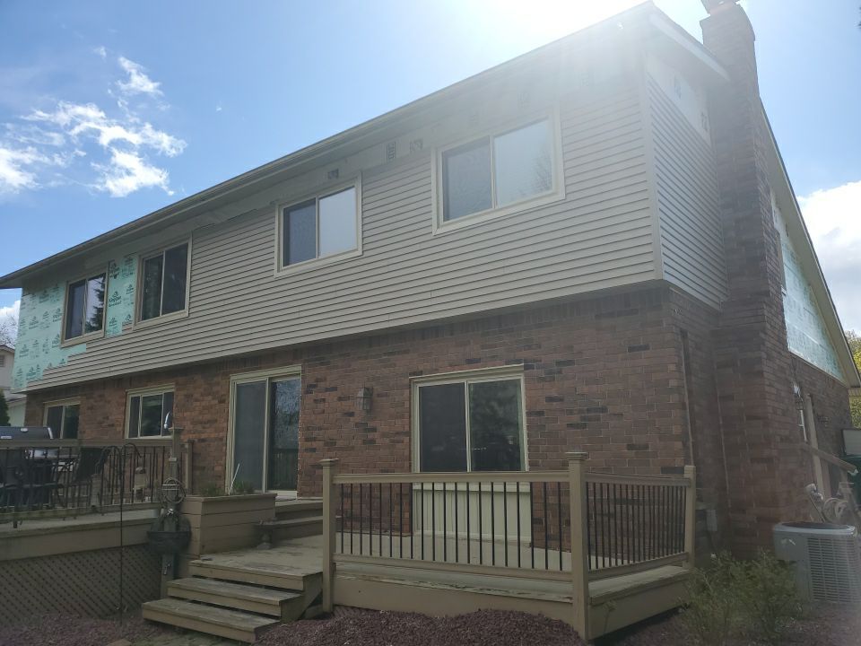 Siding Replacement using Certainteed Restoration Classic D4 by 180 Contractors