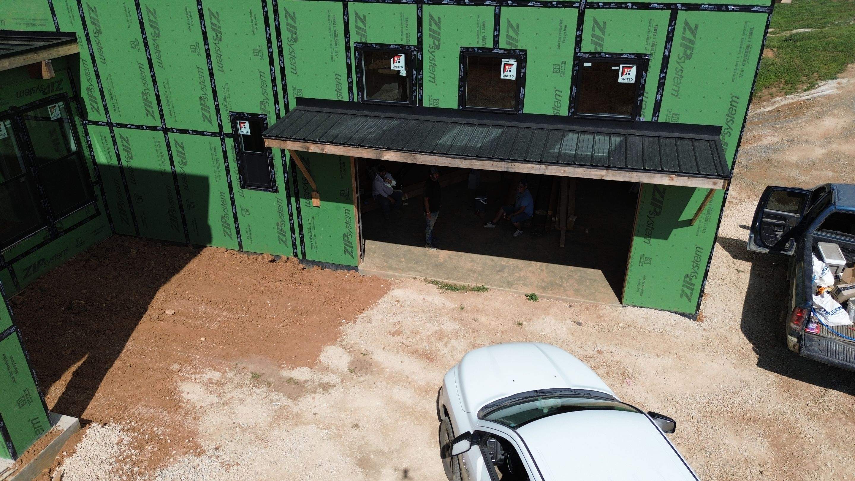 Lot 32 by Omnia Roofing