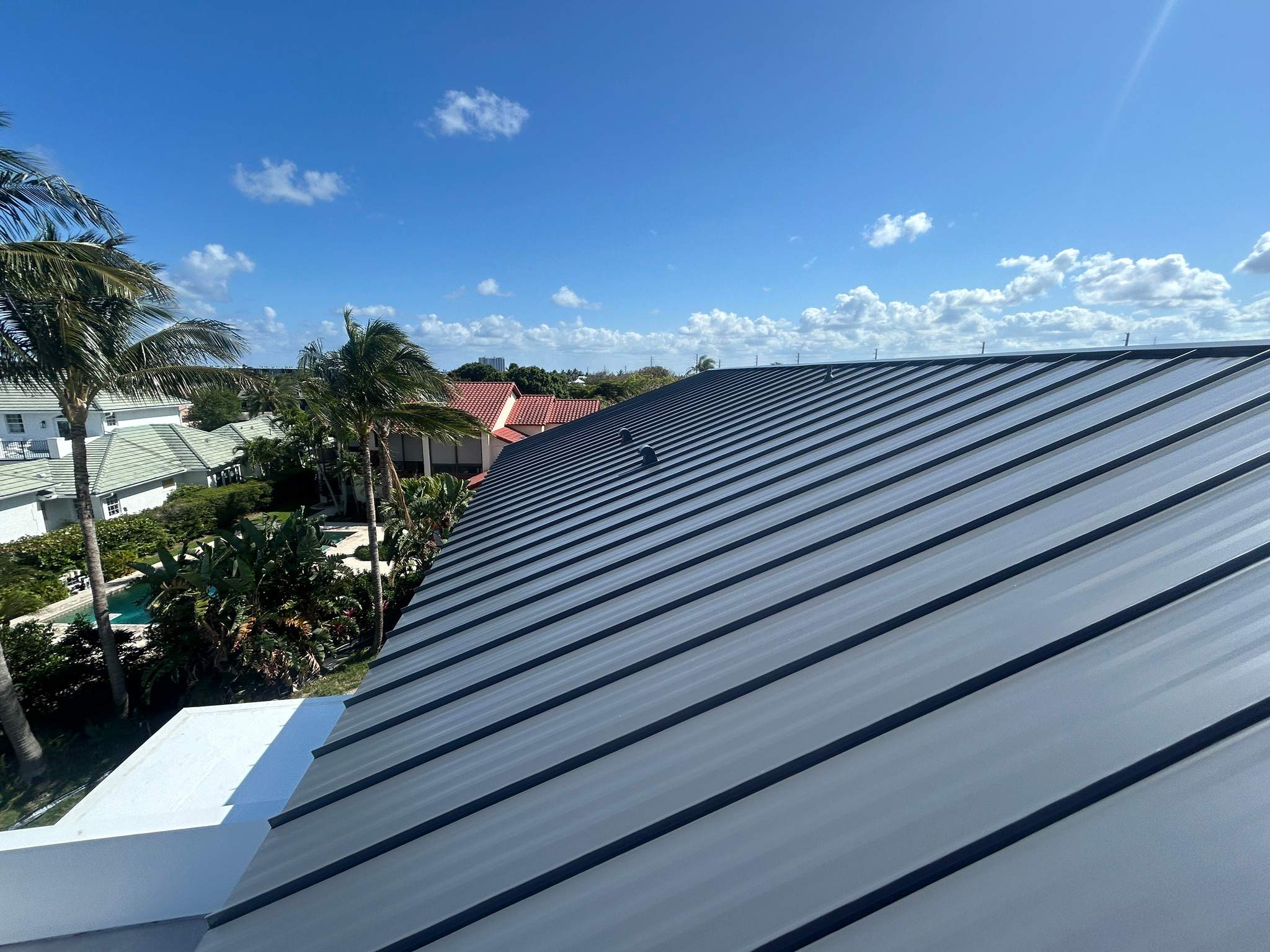 24ga 1.5" Mechanical Seam Slate Gray by Total Roofing System The Metal Roof Experts
