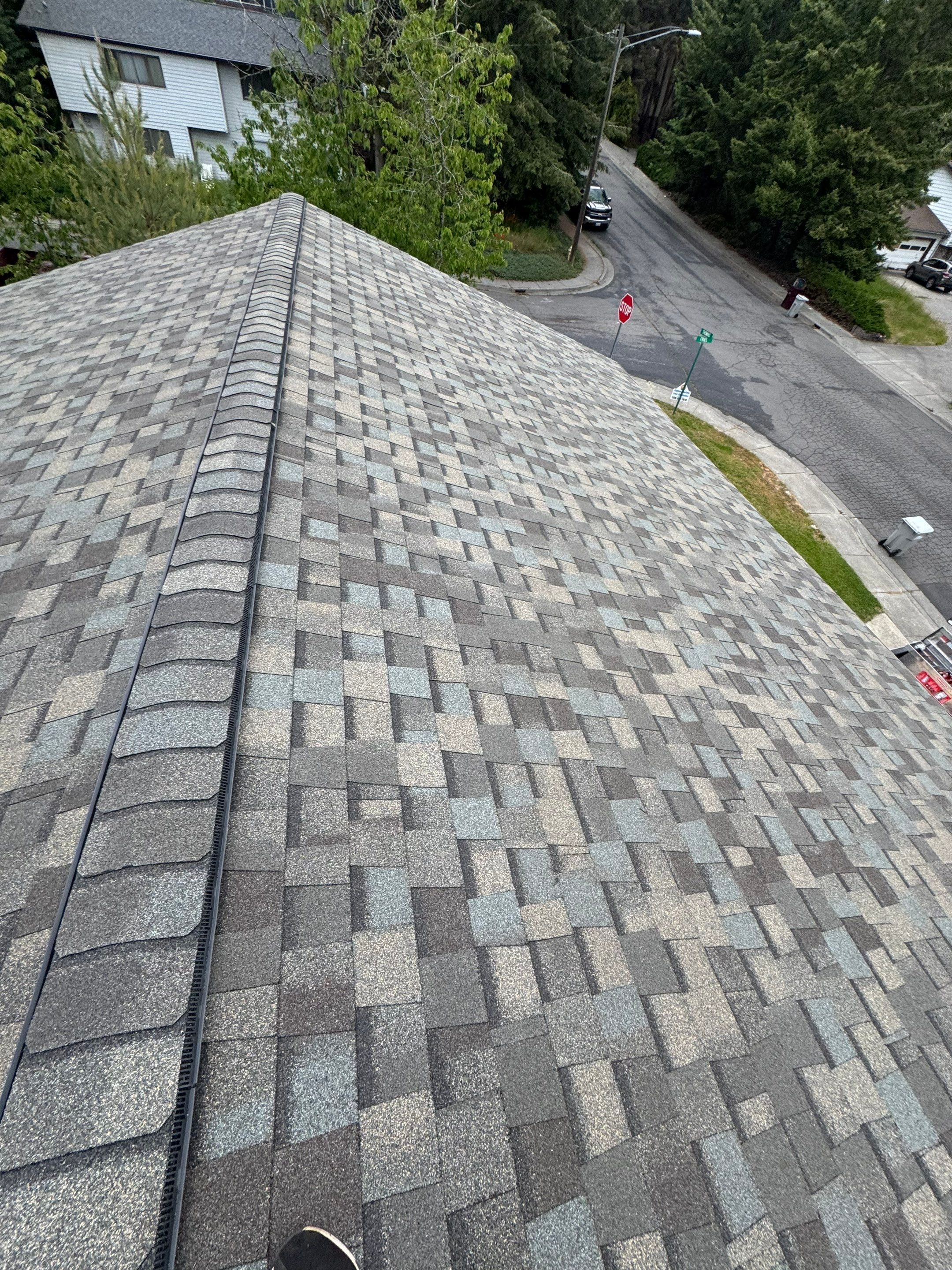 Pullman Residential Roof Installation featuring CertainTeed Landmark Pro Shingles NW Friel St Pullman, WA, 99163 Best - The Alpine Premium System - 5-Star PREMIER SureStart PLUS Coverage - CertainTeed 50 Year Material Guarantee - CertainTeed Workmanship Guarantee: LIFETIME - CertainTeed Warranty Transfer Period: 30 Years - Certainteed Landmark® PRO Shingle - Weathered Wood by Alpine Roofing