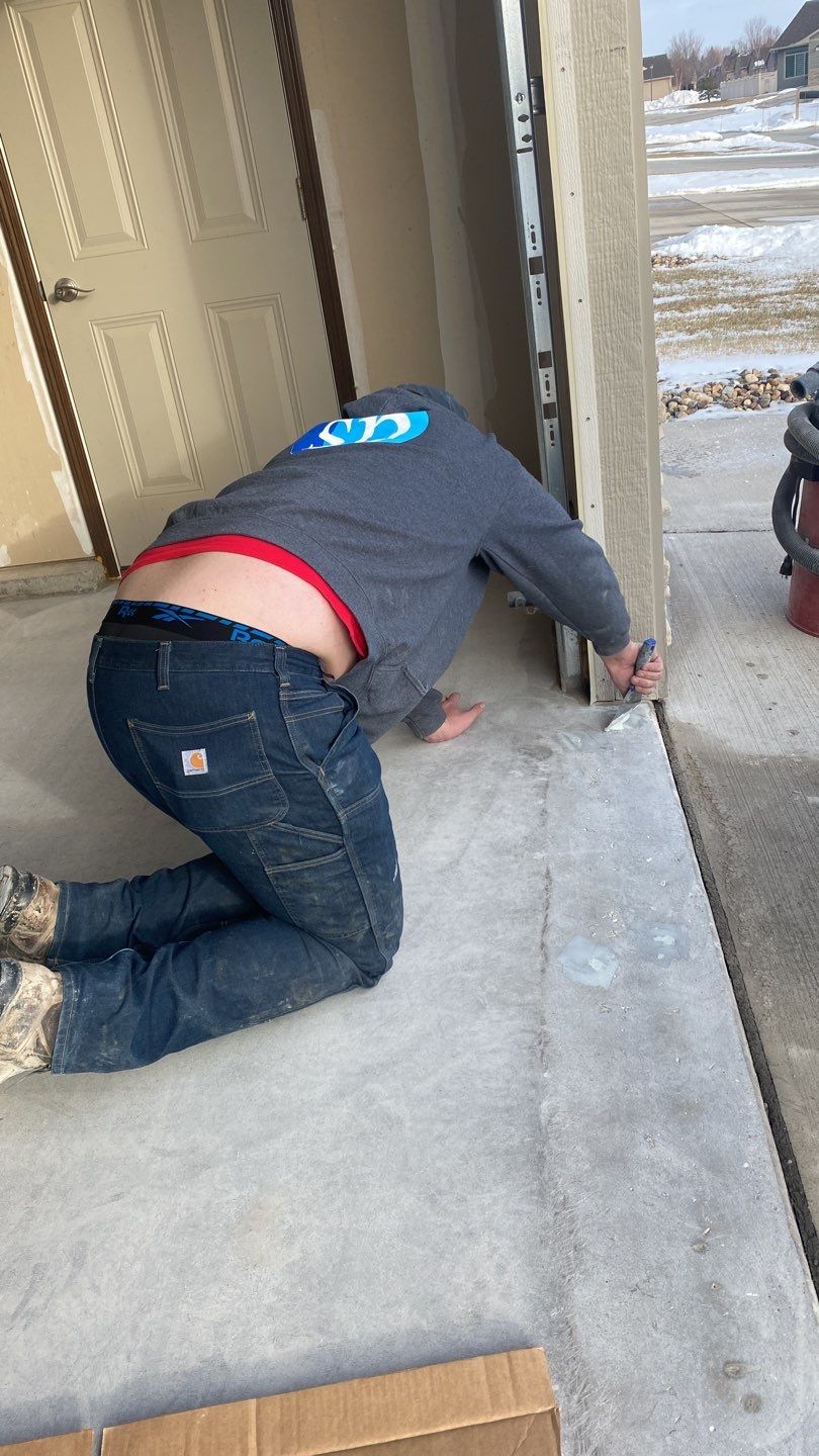 Garage using Domino  by Select Painting, Coatings & Garage Cabinets