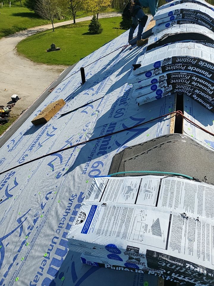 ATLAS PINNACLE COLOR: BLACK SHADOW DRIP EDGE: WHITE by Eagle Eye Roofing