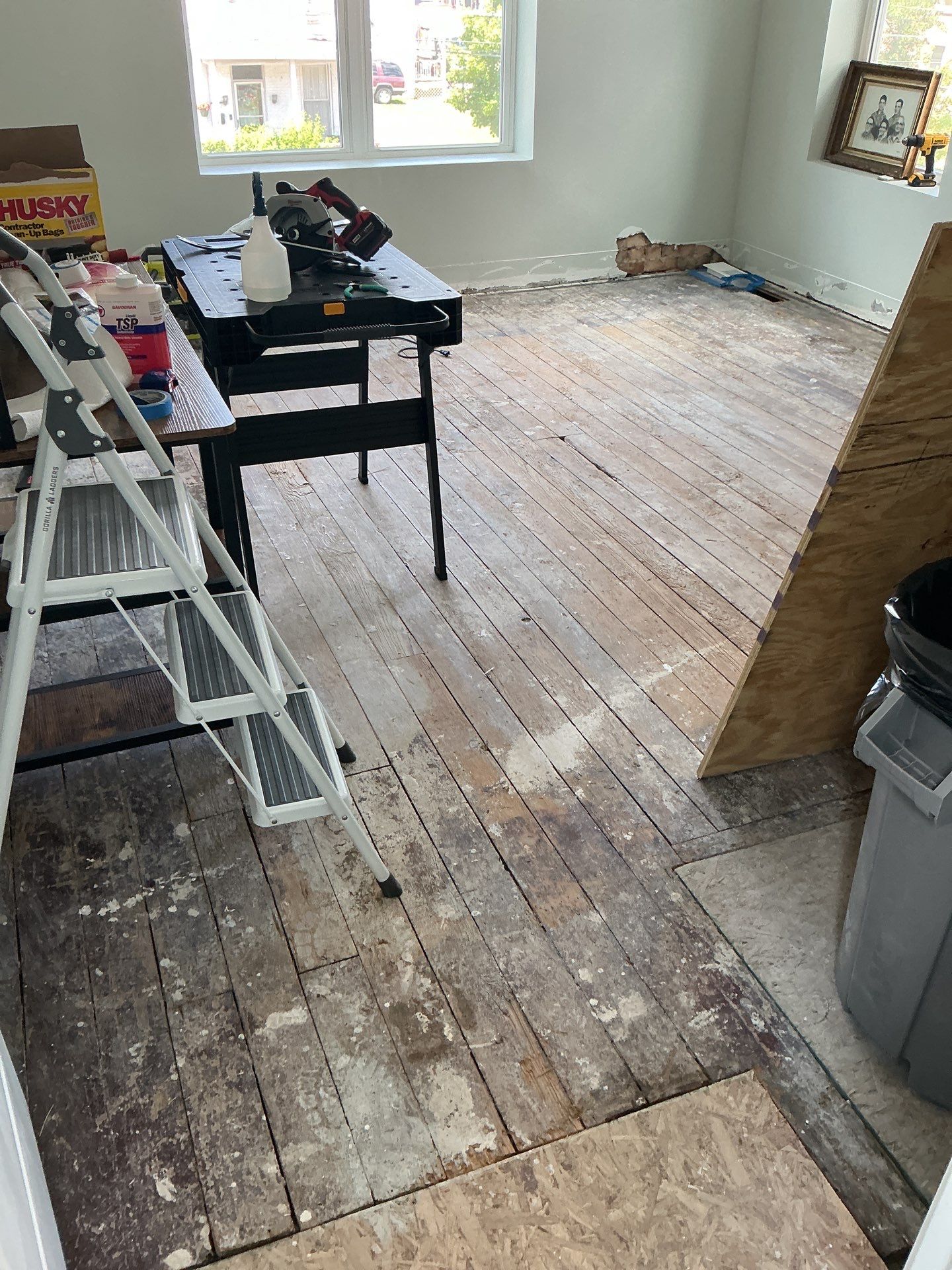White Oak Hardwood Floor Installation in Cincinnati by Footprints Floors Kentucky