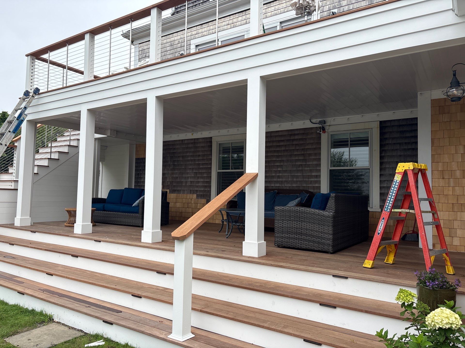 Lewis Bay Builders featured photo.