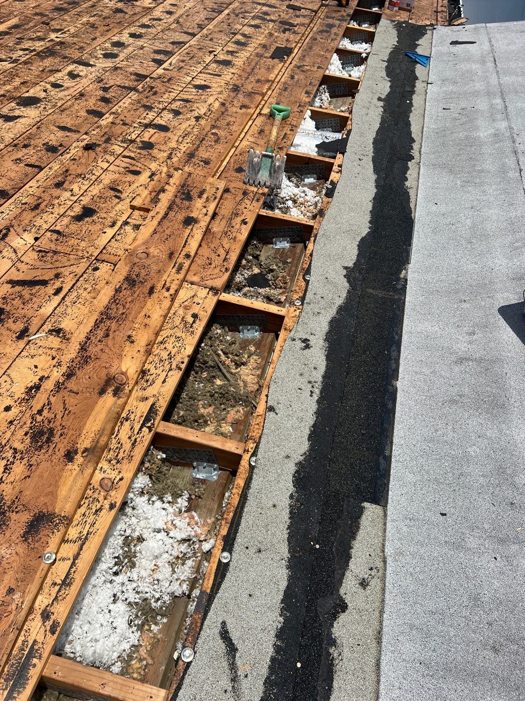 Project in Seminole 33772 by Mitchell Roofing Company LLC