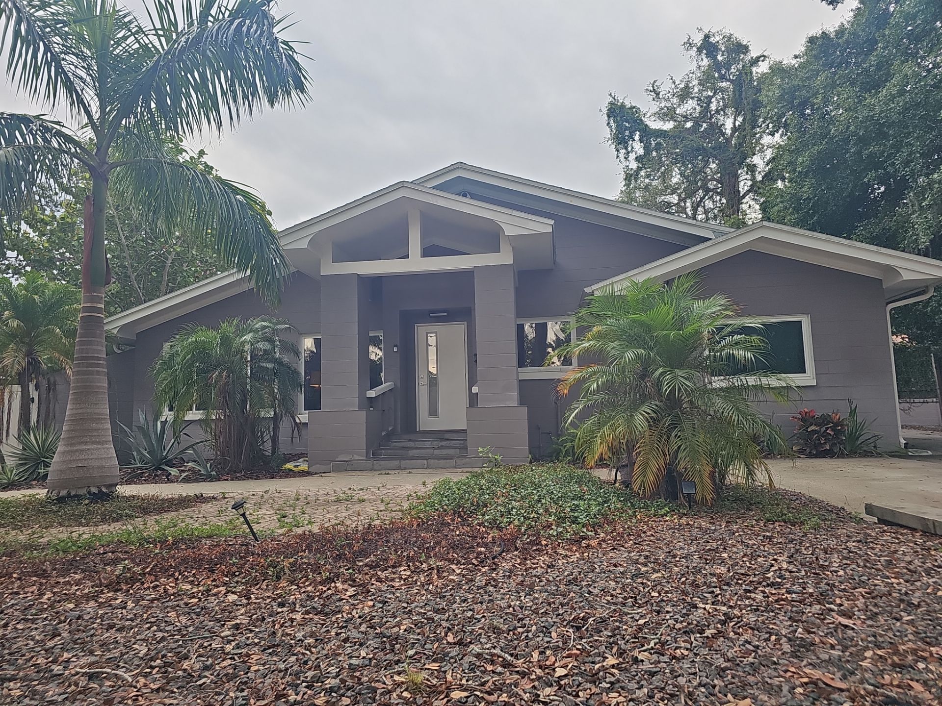 Project in St. Petersburg 33703 by Mitchell Roofing Company LLC 