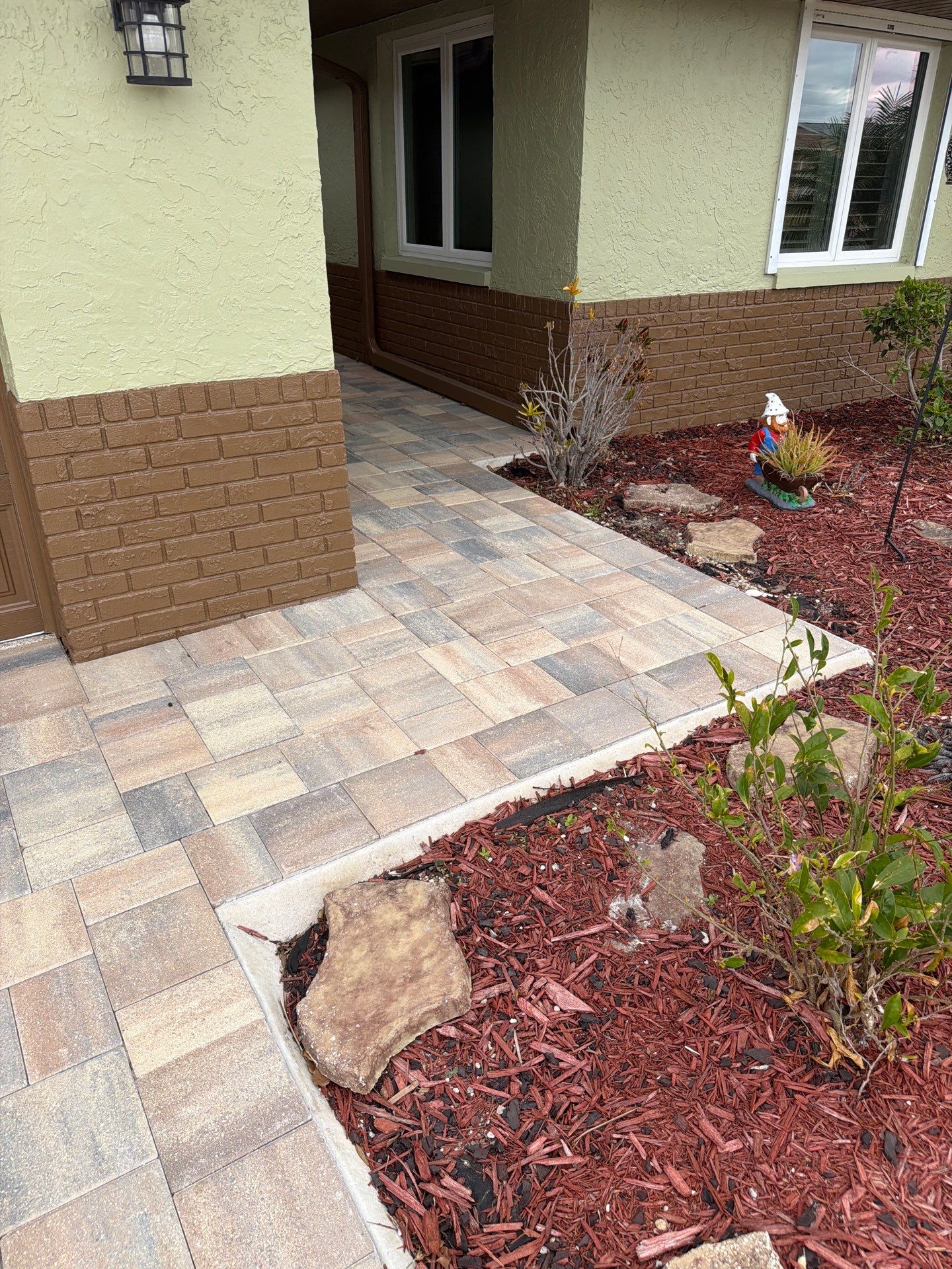 Paver Driveway and Patio Sealing in Sun City Center by Supreme Paver Experts