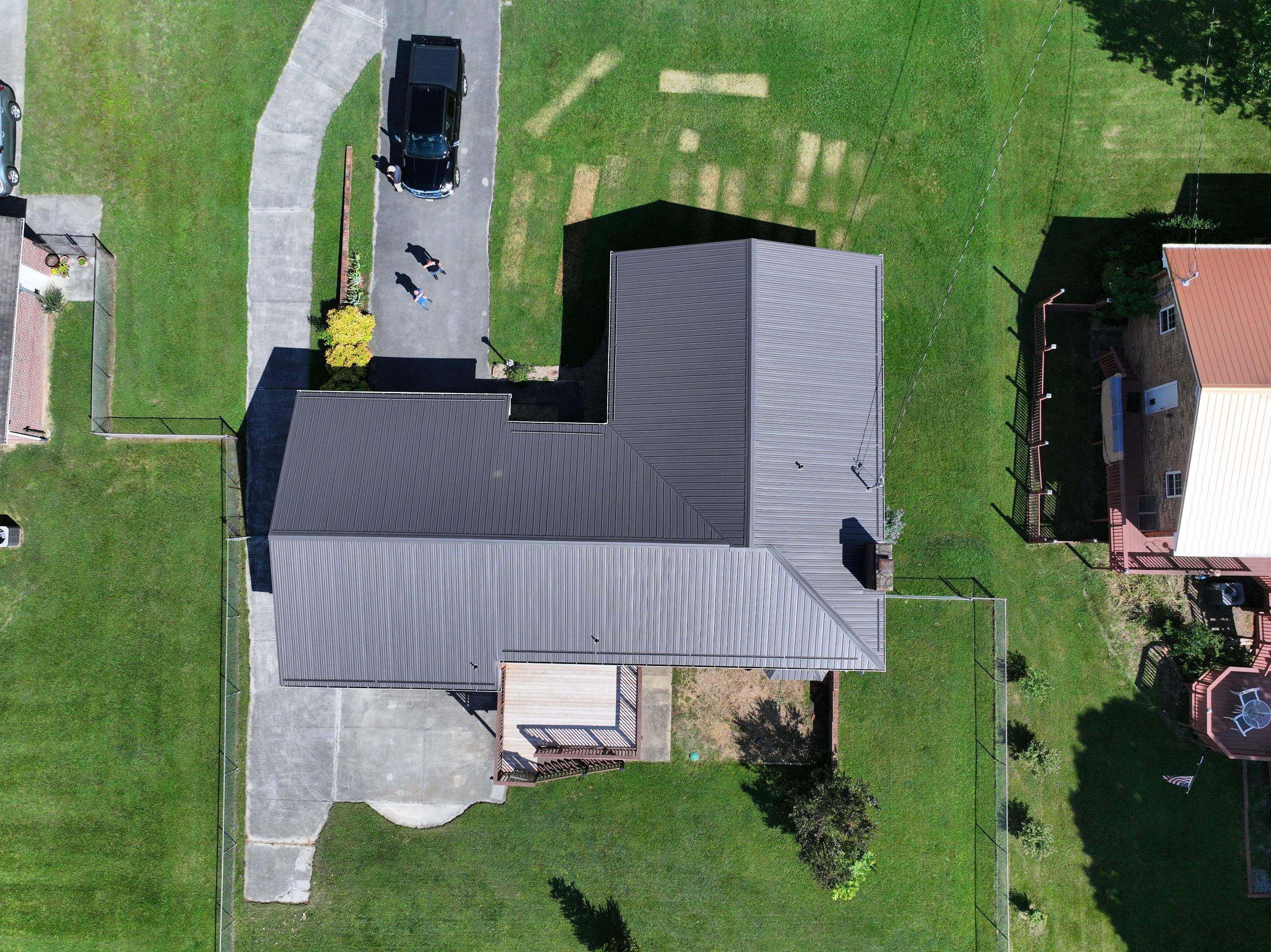 Maximoff Residence by Omnia Roofing