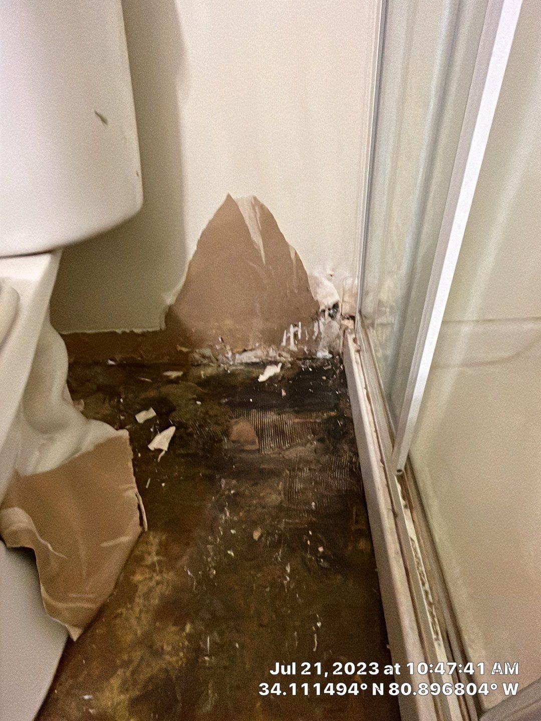 Geaux 2 Guy: Restoring Your Commercial Bathroom After Water Damage & Mold by Thompson Industrial