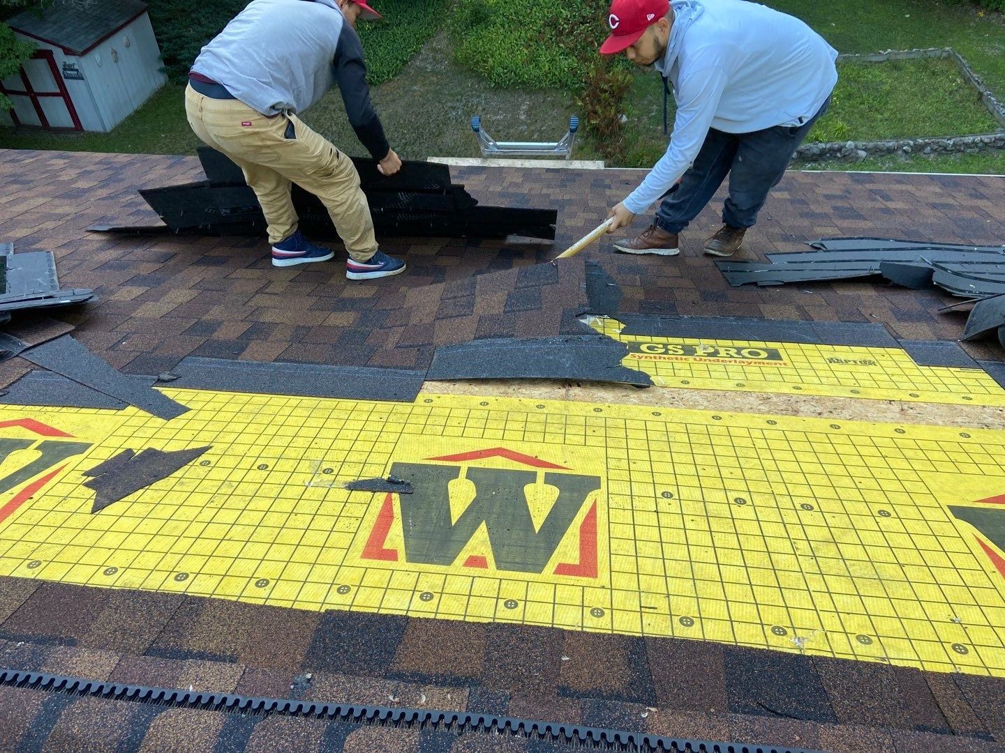 Roof Replacement using CertainTeed Landmark by 180 Contractors