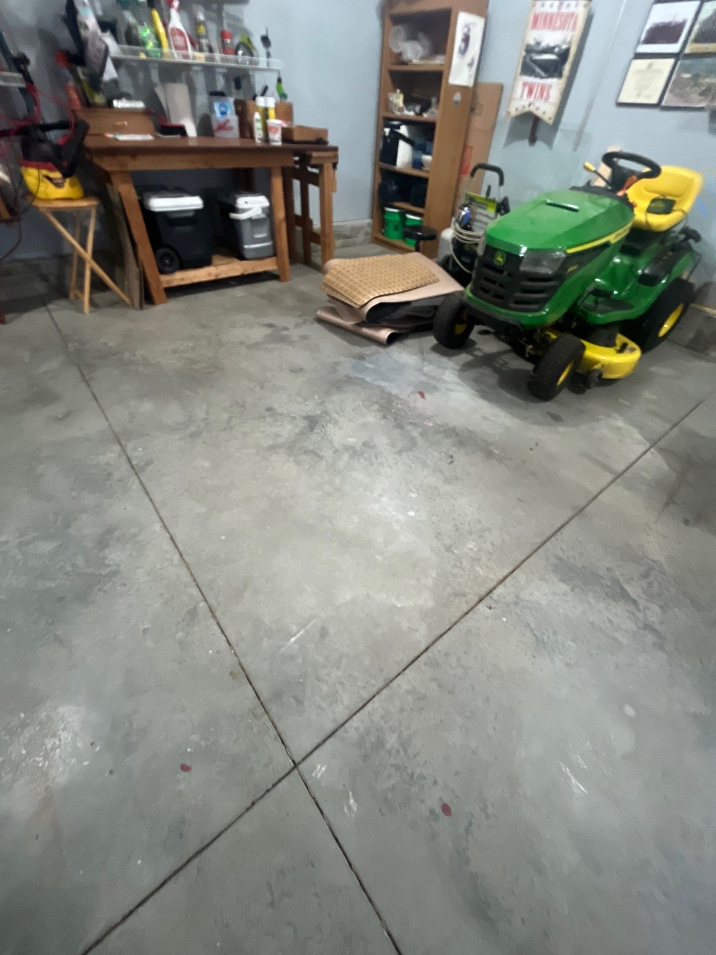 High-Gloss Epoxy Garage Floor Coating in Sioux Falls by Select Painting, Coatings & Garage Cabinets
