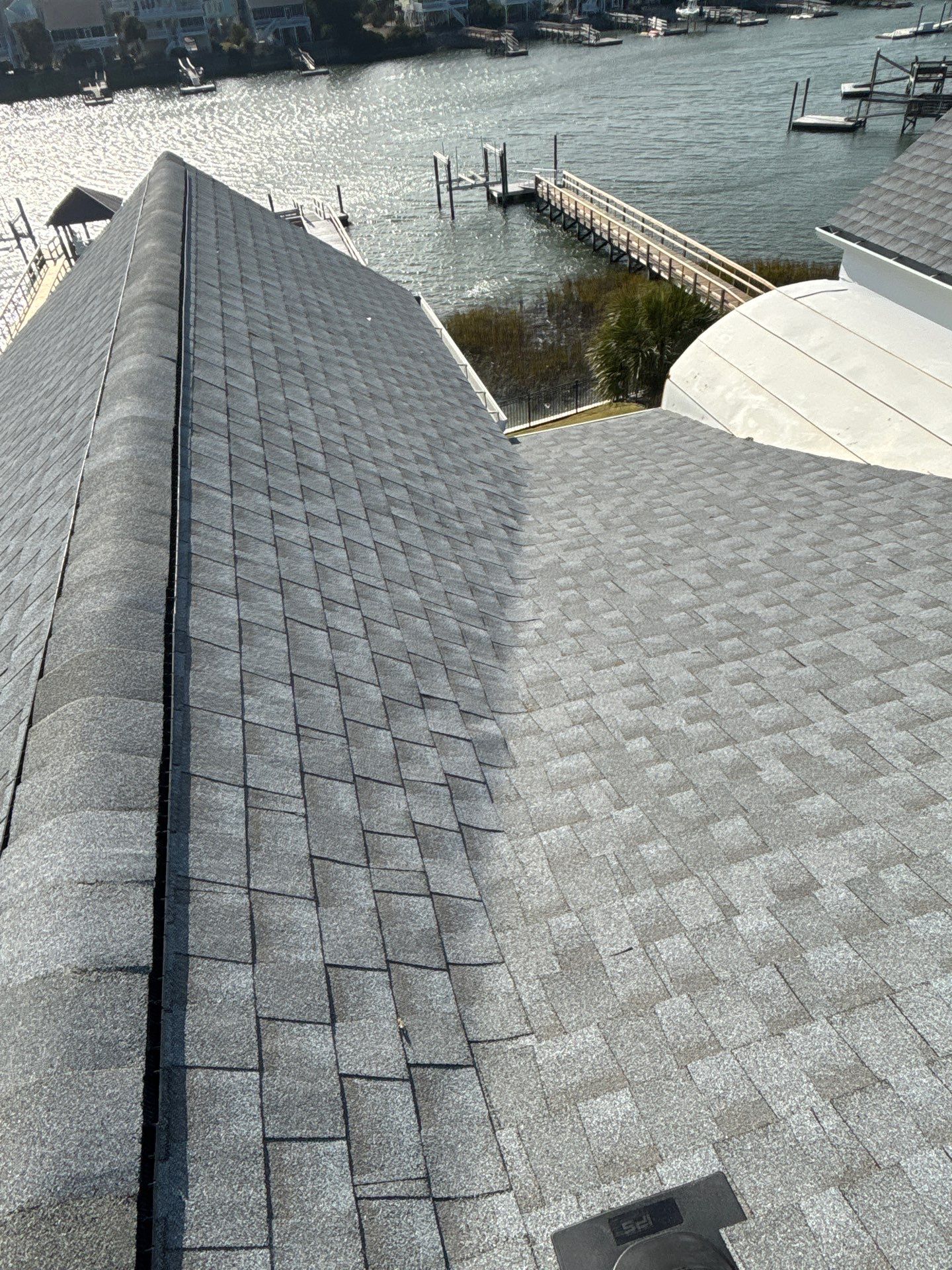 GAF HDZ - Fox Hollow Gray by Linta Roofing