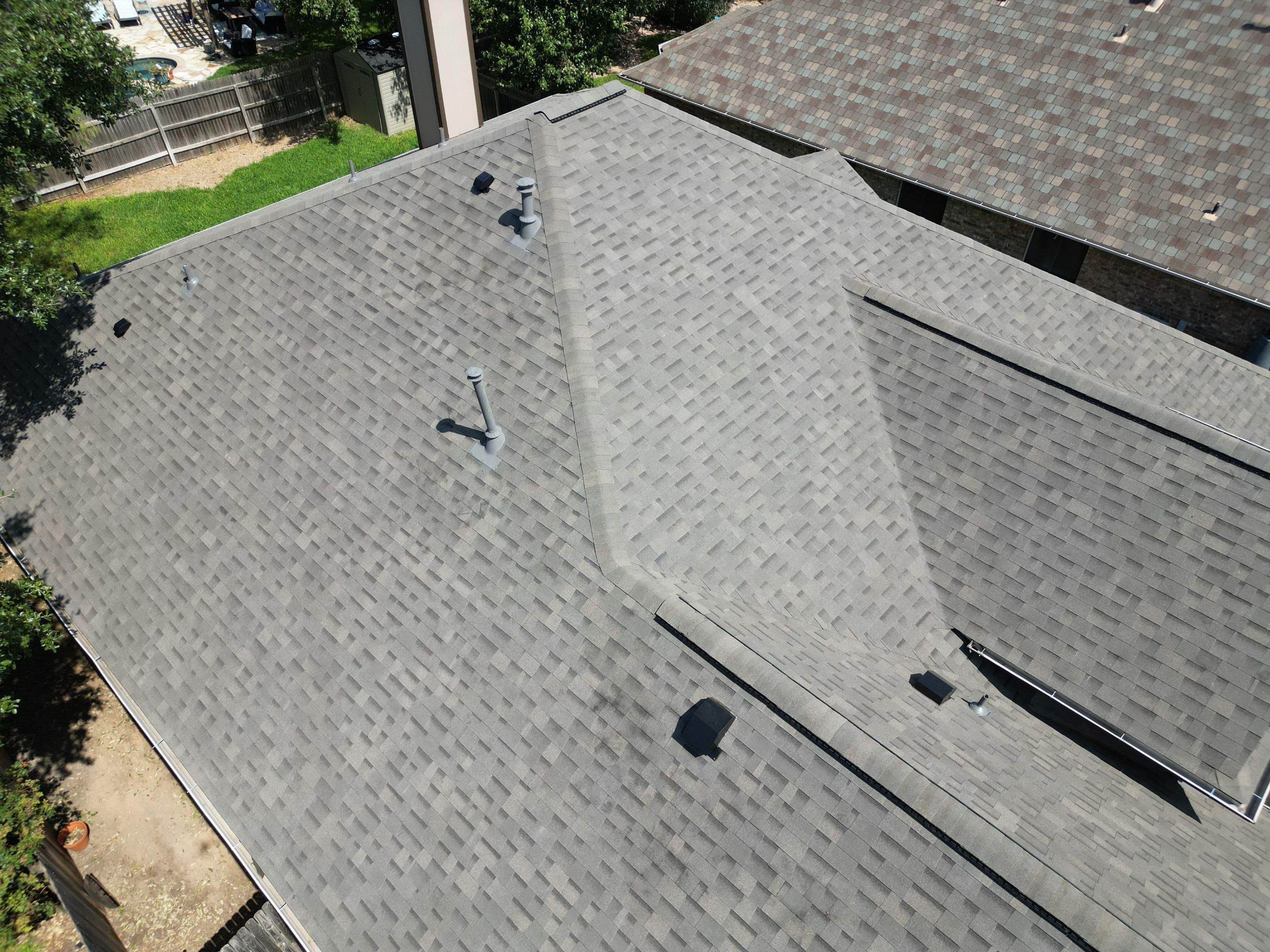 Weathered Wood - Malarkey Highlander by RoofsOnly.com