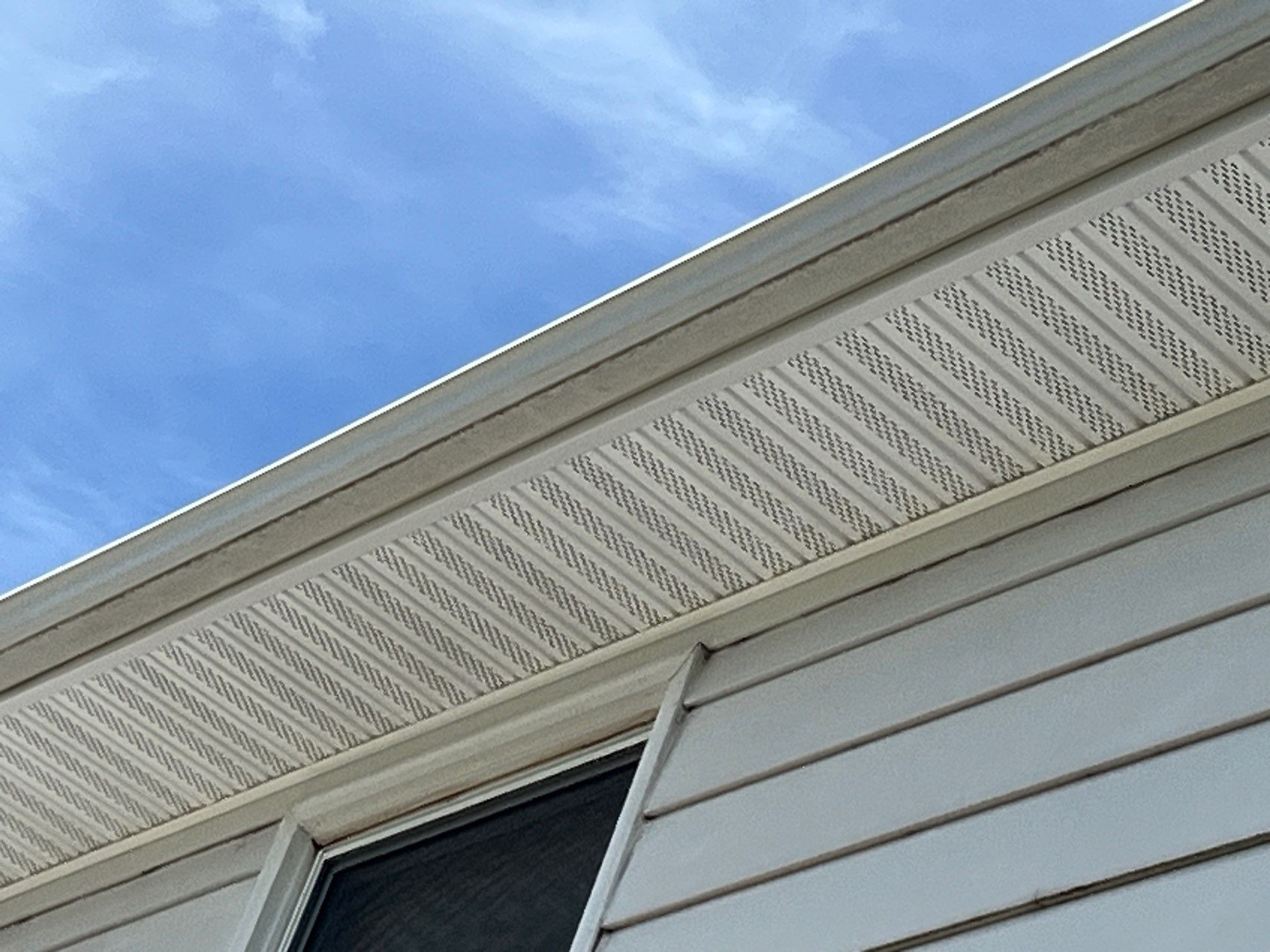 Soffit/fascia replacement by Nitro Roofing and Construction